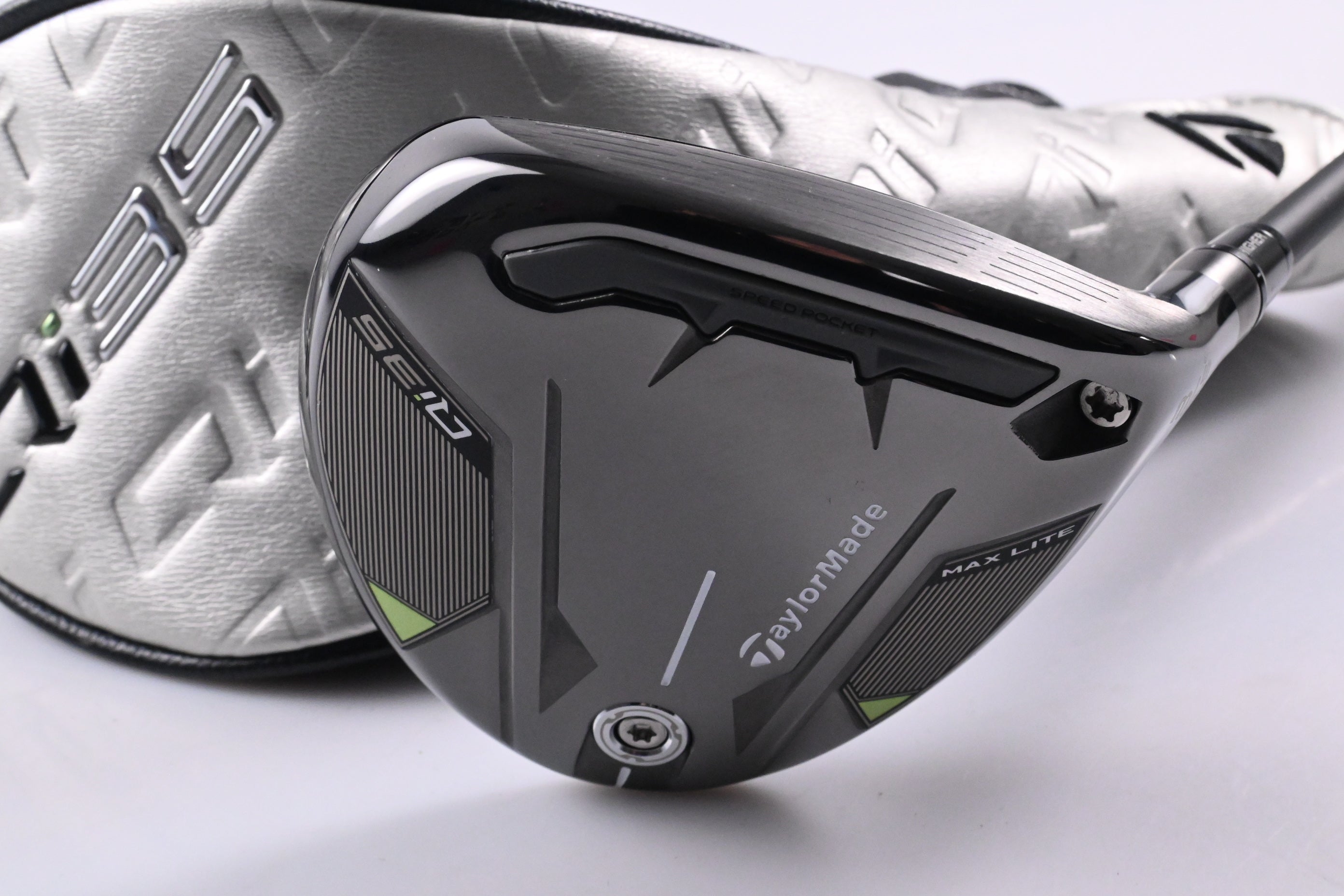 Taylormade Qi35 Max Lite #3 Wood / 15.5 Degree / Regular Flex Vanquish 4 Shaft