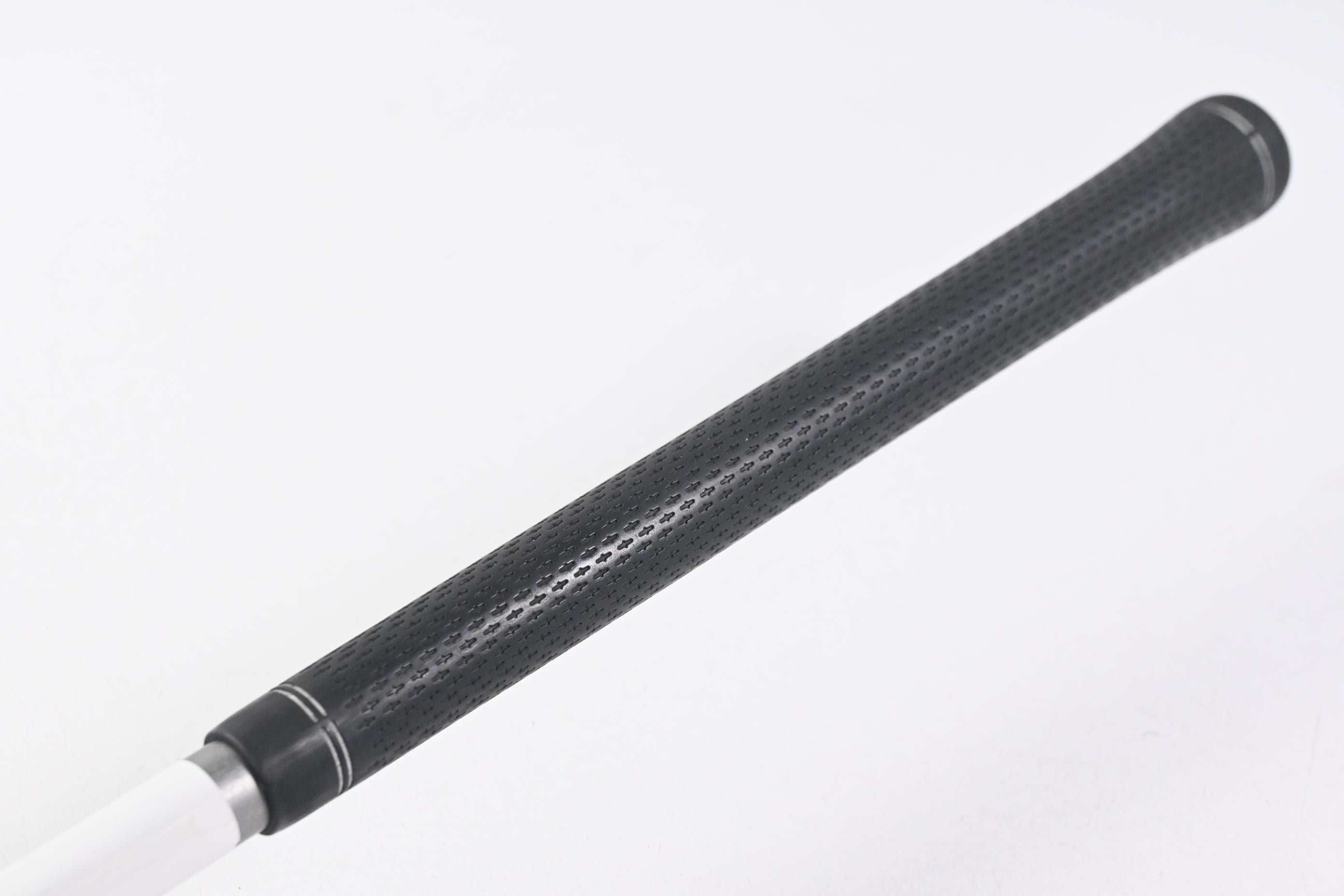 Titleist 915H #5 Hybrid / 27 Degree / Regular Flex Diamana M+60 Shaft