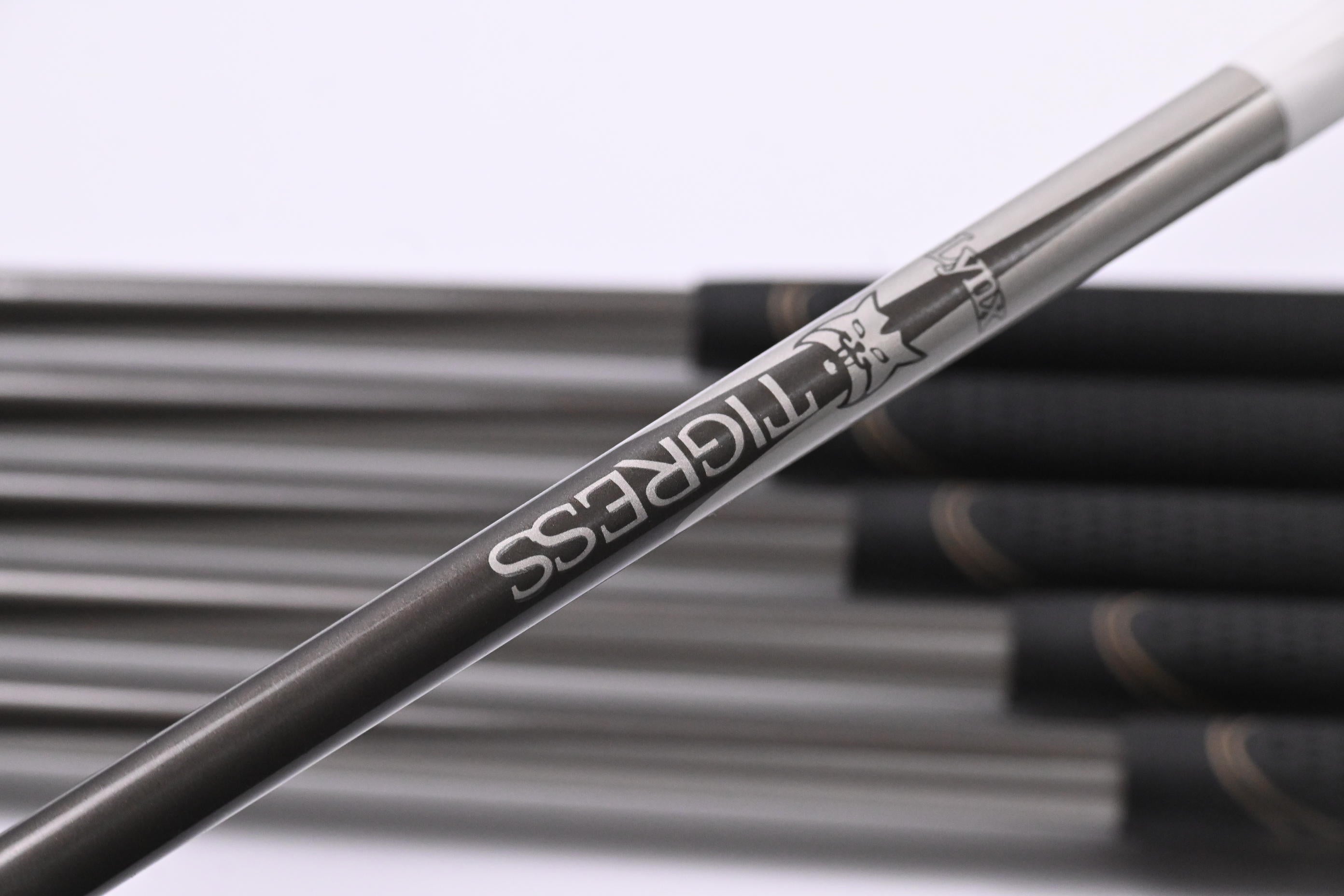 Ladies Lynx Tigress Irons / 4-9i / Ladies Flex Lynx System 3310 Shafts