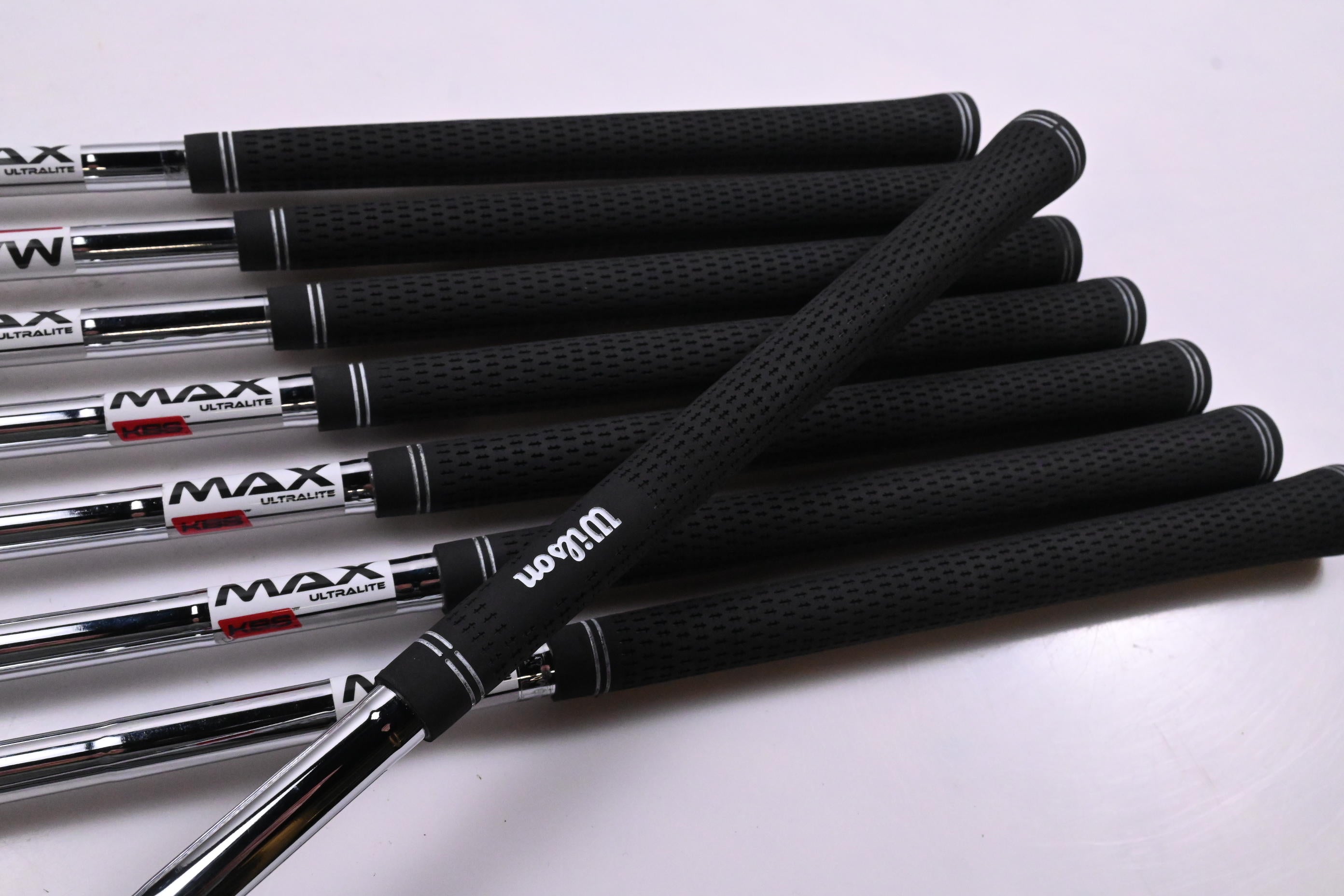 Wilson Launch Pad 2022 Irons / 5-PW+GW+SW / UniFlex KBS MAX UltraLite Shaft