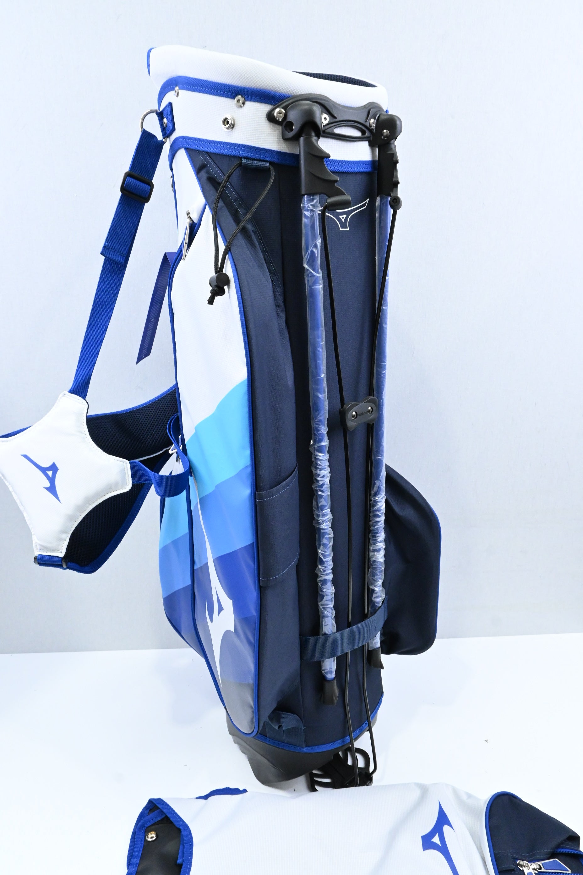 Mizuno Stand Bag / 4-Way / White, Blue