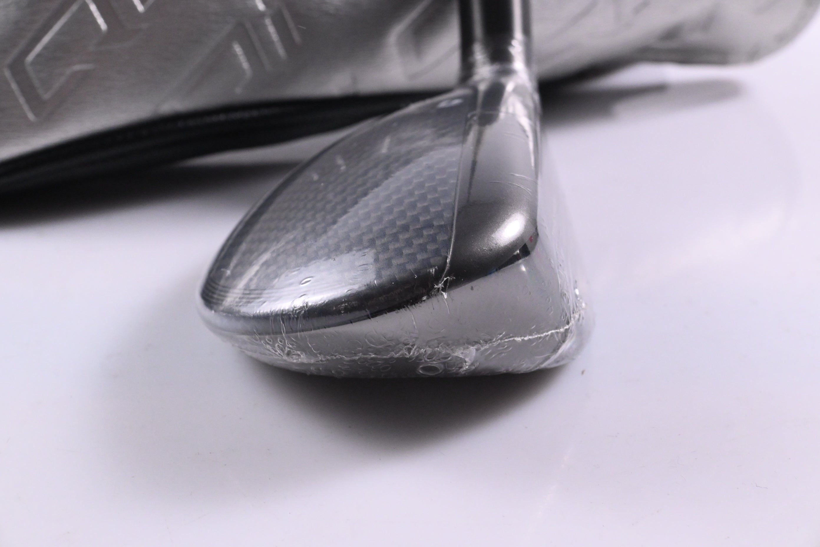 Taylormade Qi35 #2 Hybrid / 17 Degree / Stiff Flex Kai'li Darkwaves Blue 85