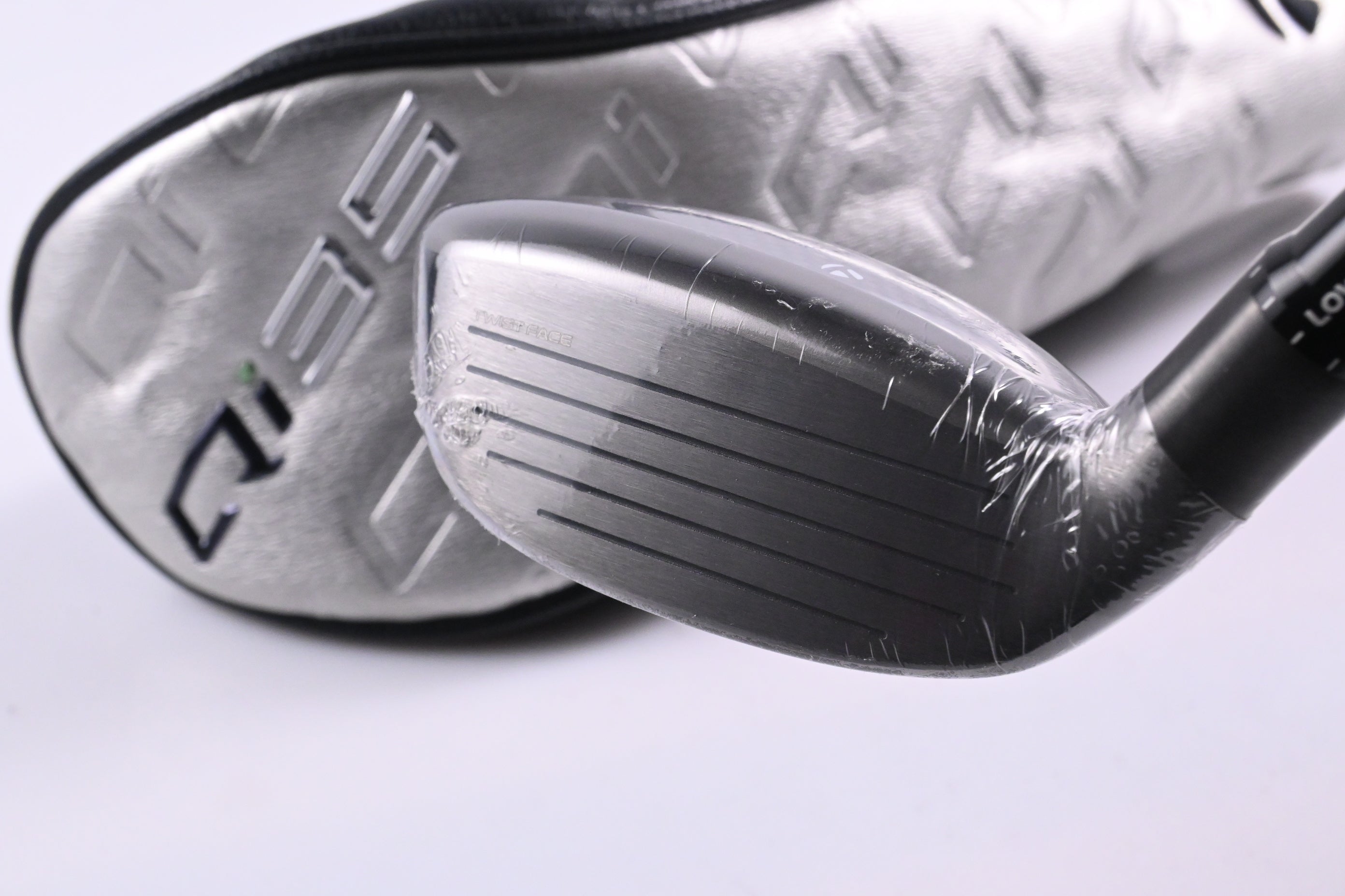 Taylormade Qi35 #2 Hybrid / 17 Degree / Stiff Flex Kai'li Darkwaves Blue 85