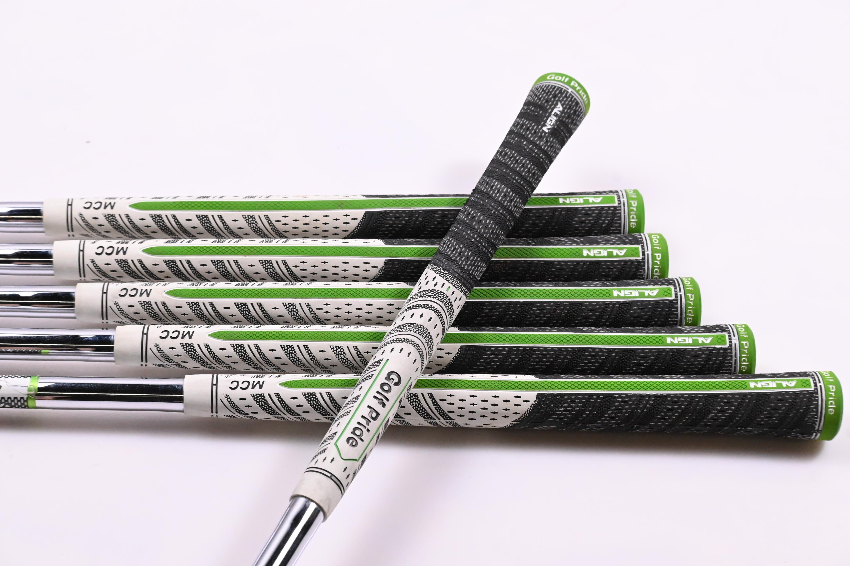 Taylormade RBZ Irons / 5-PW / Regular Flex Taylormade Shafts