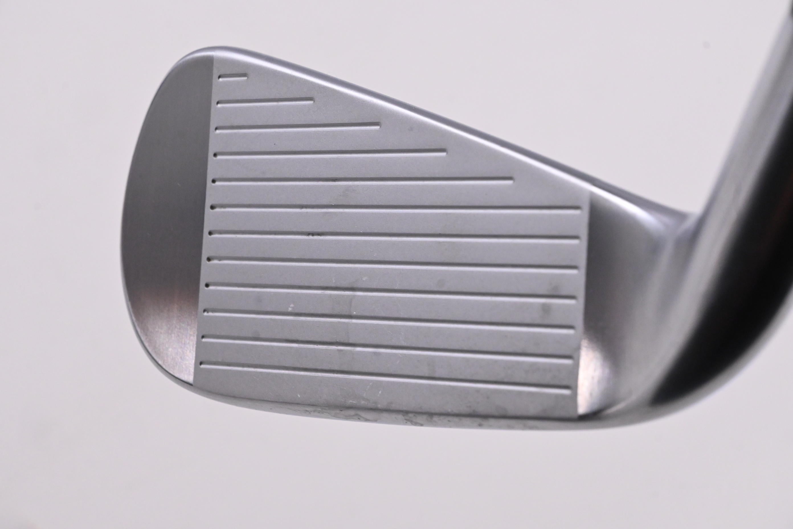Titleist U505 2023 #4 Iron / 22 Degree / Regular Flex Hzrdus Gen4 Black