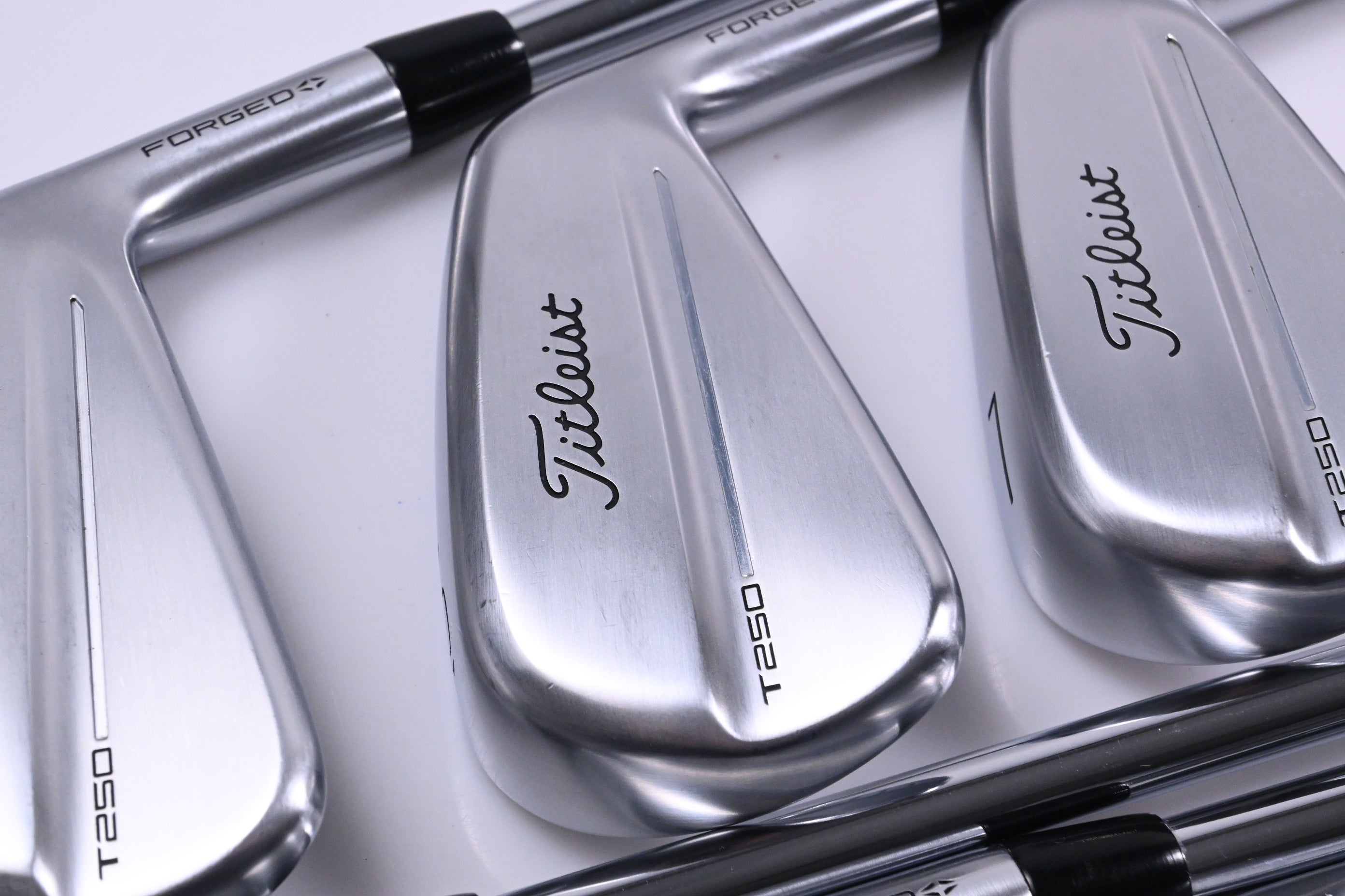 Titleist T250 2025 Irons / 5-PW+48° / Stiff Flex True Temper AMT Black Shaft