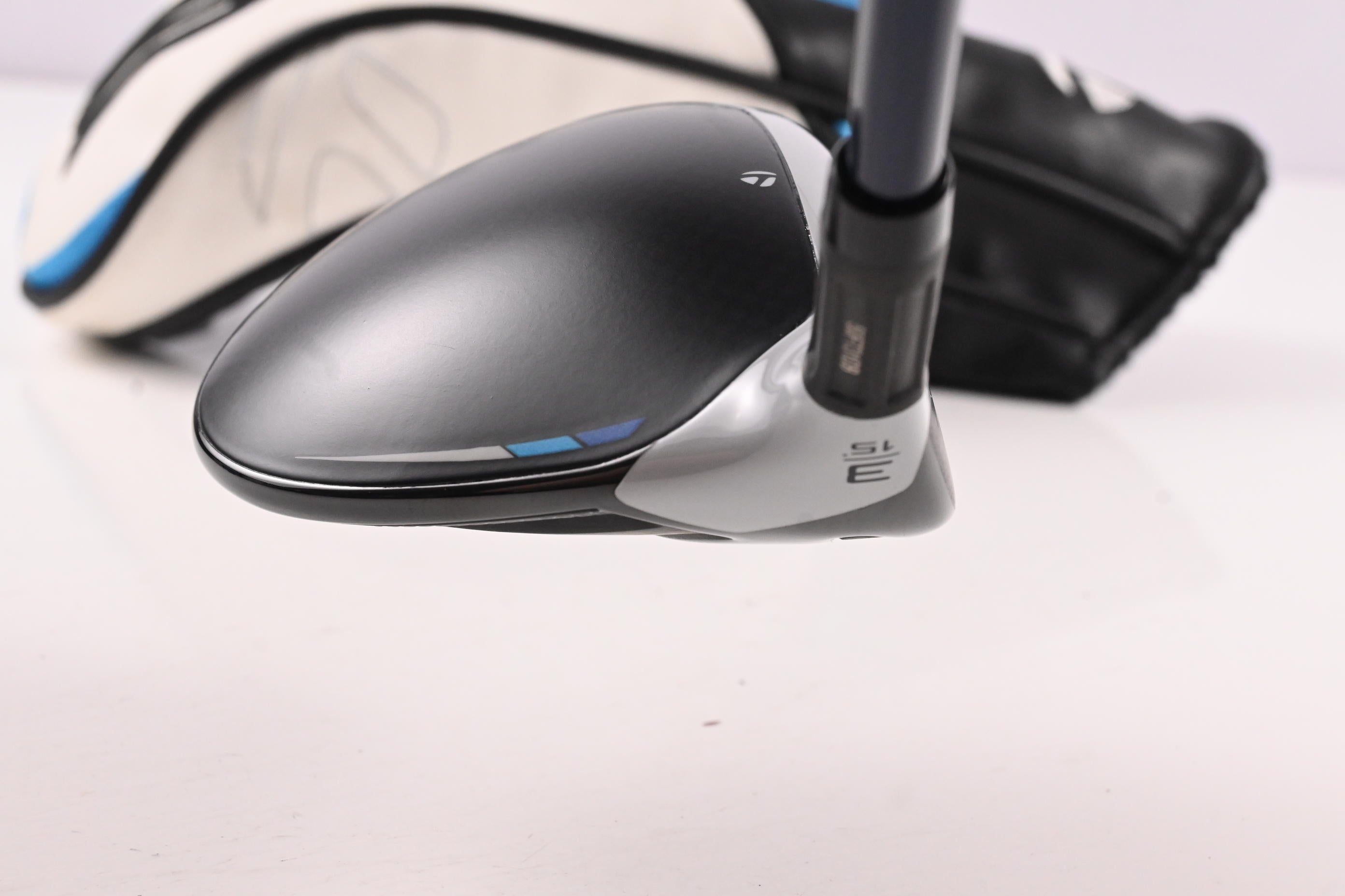 Left Hand Taylormade SIM2 Max #3 Wood / 15 Degree / Regular Flex Ventus Blue 5