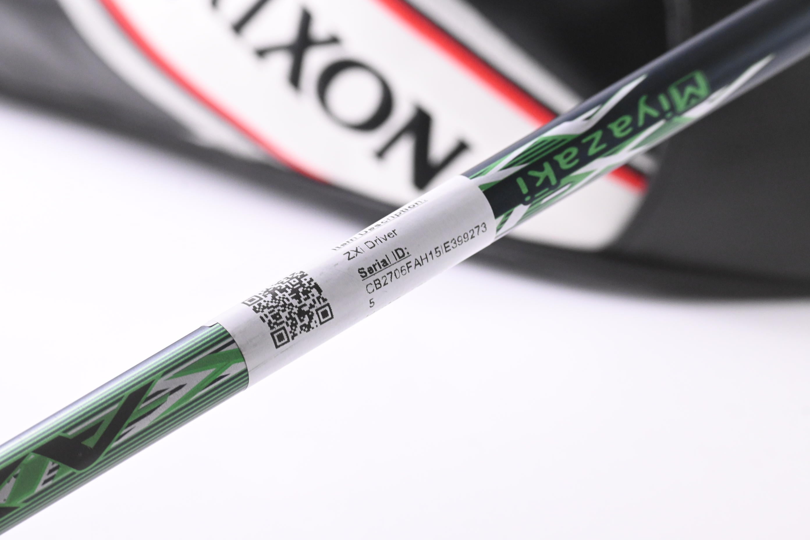 Srixon ZXi Driver / 10.5 Degree / Regular Flex Miyazaki AX-II DST 43 Shaft
