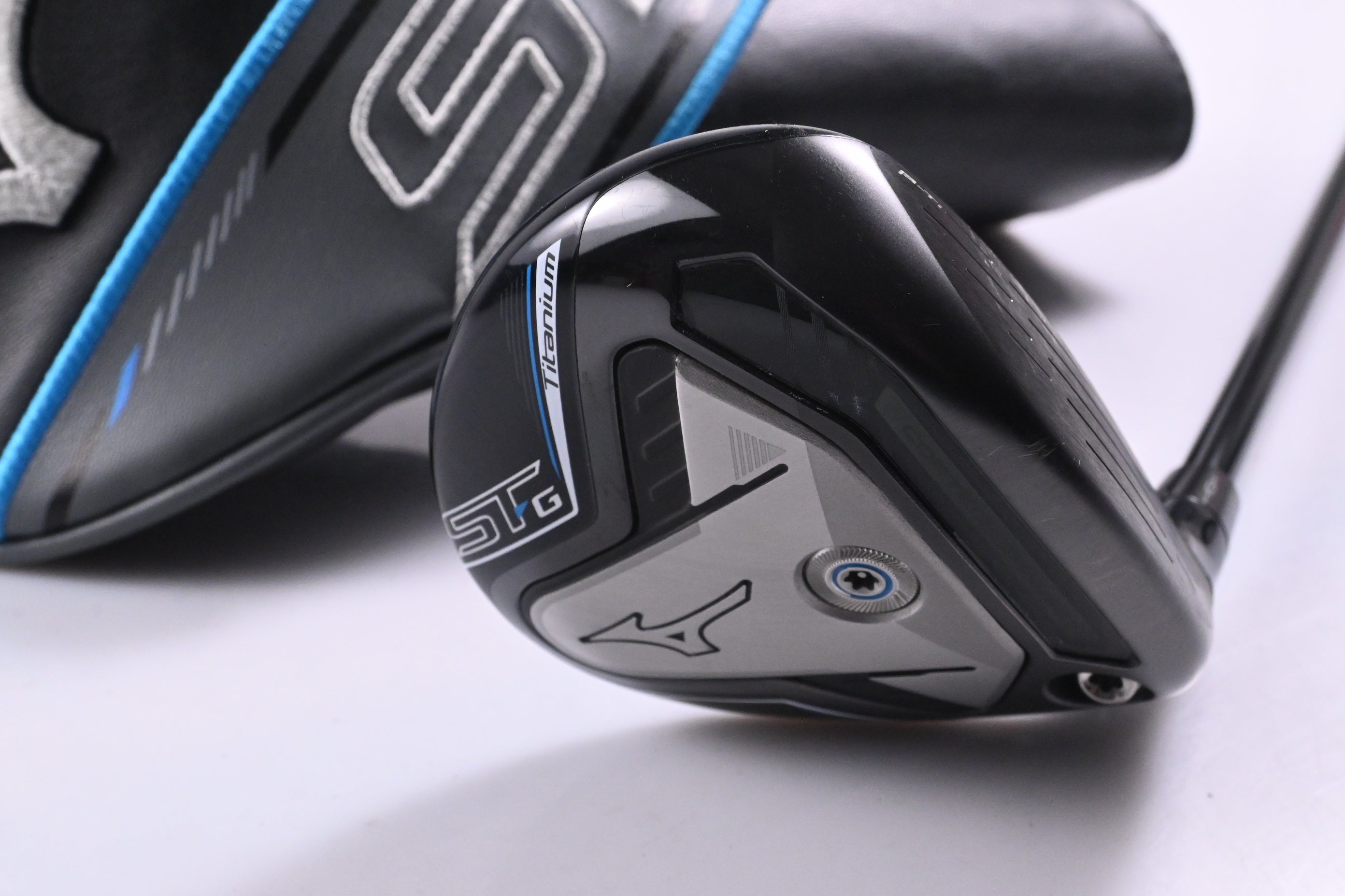Mizuno ST-G Titanium #5 Wood / 18 Degree / Regular Flex Kai'li Blue 60 Shaft