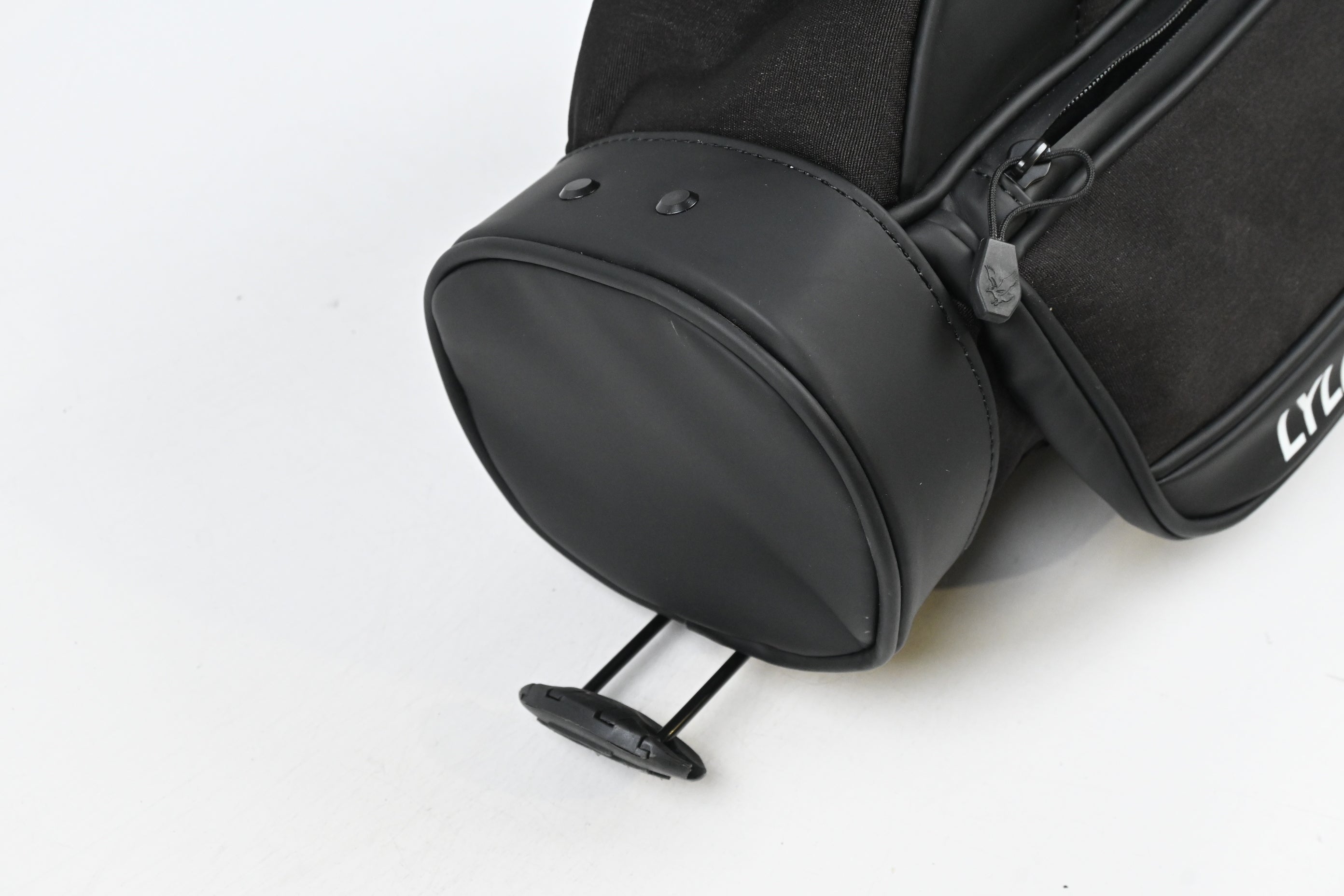 Lyle & Scott Stand Bag / 3-Way Divider / Black