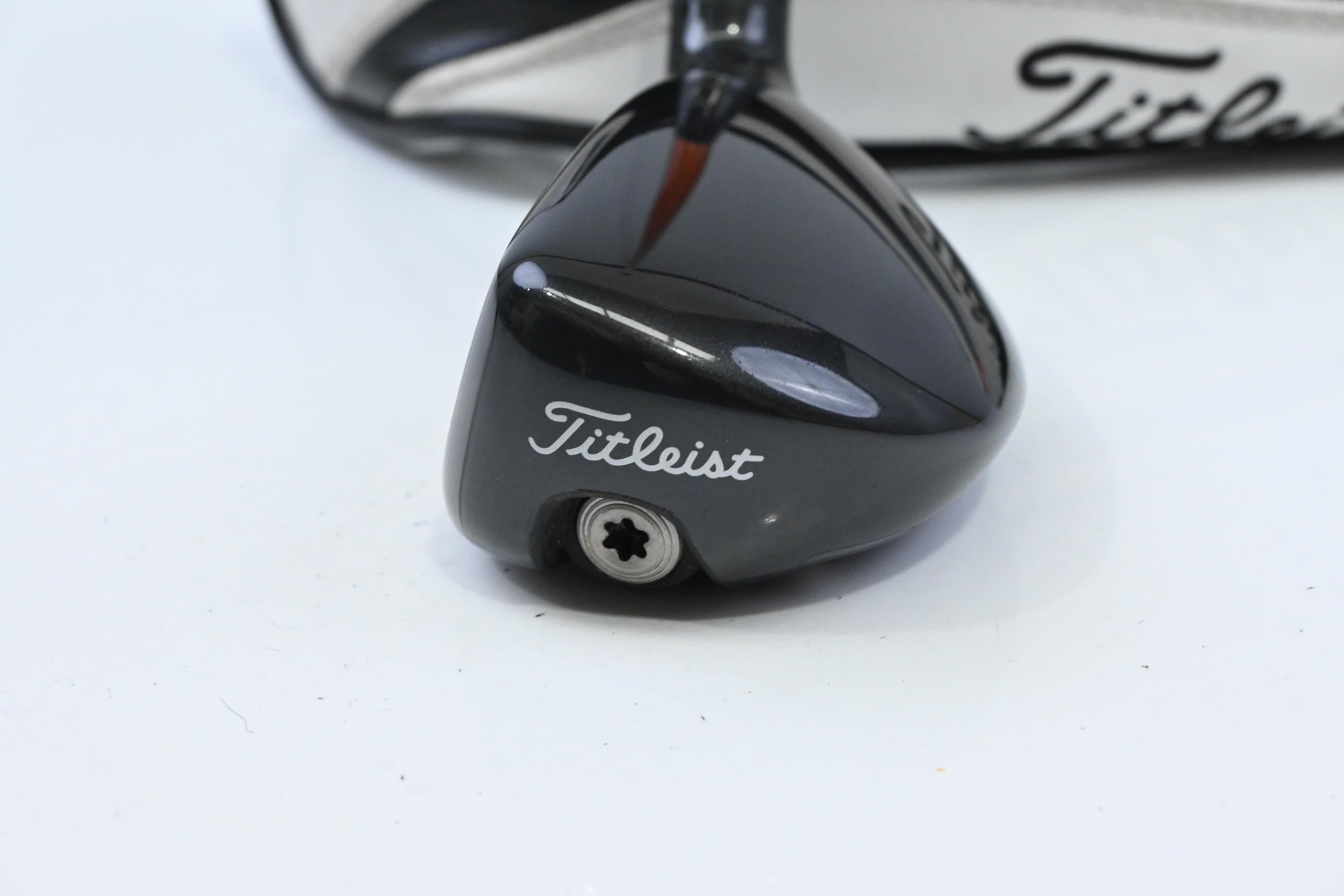 Titleist 818 H2 #3 Hybrid / 19 Degree / X-Flex Graphite Design Tour AD DI-85