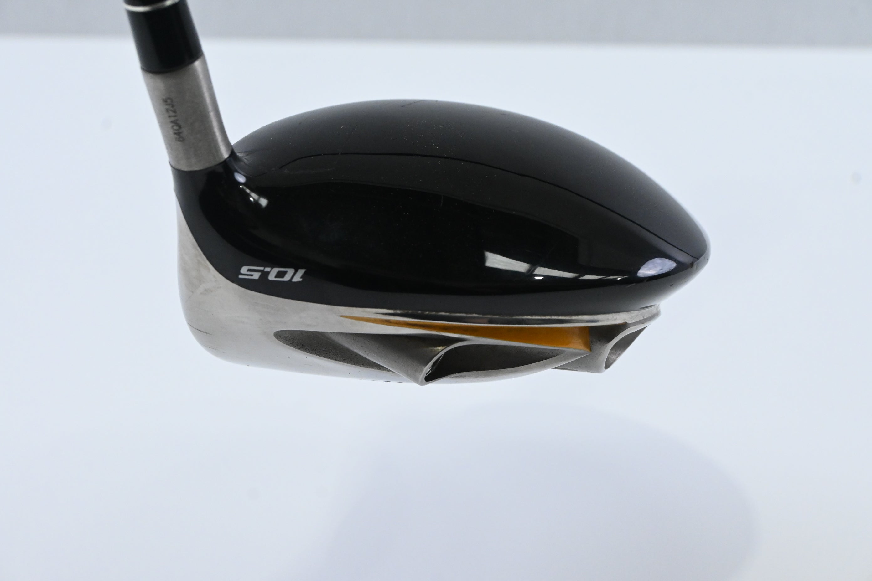 Taylormade R7 460 Driver / 10.5 Degree / Stiff Flex Fujikura Reax 60 Shaft