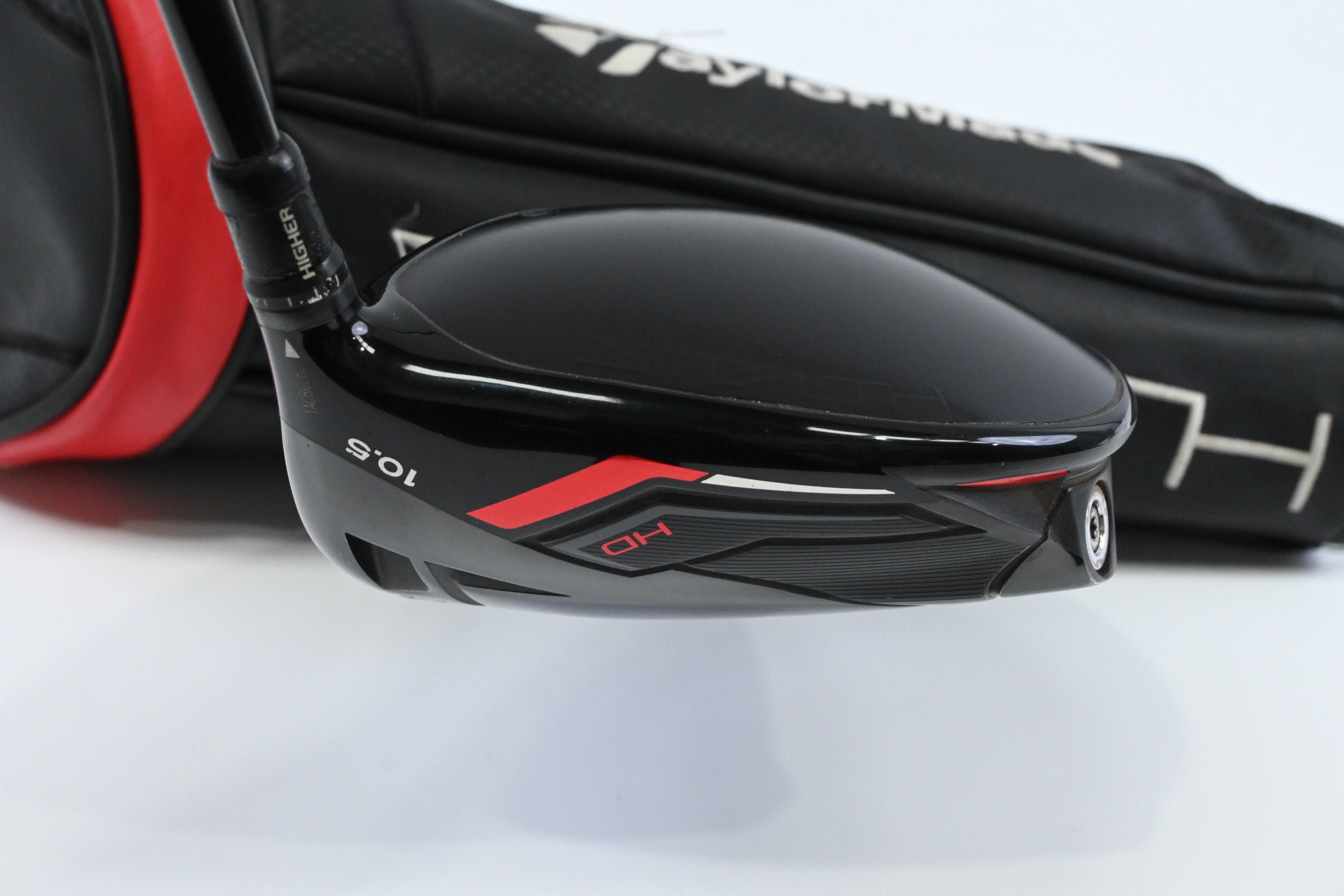 Taylormade Stealth HD Driver / 10.5 Degree / Regular Flex Fujikura AirSpeeder 45