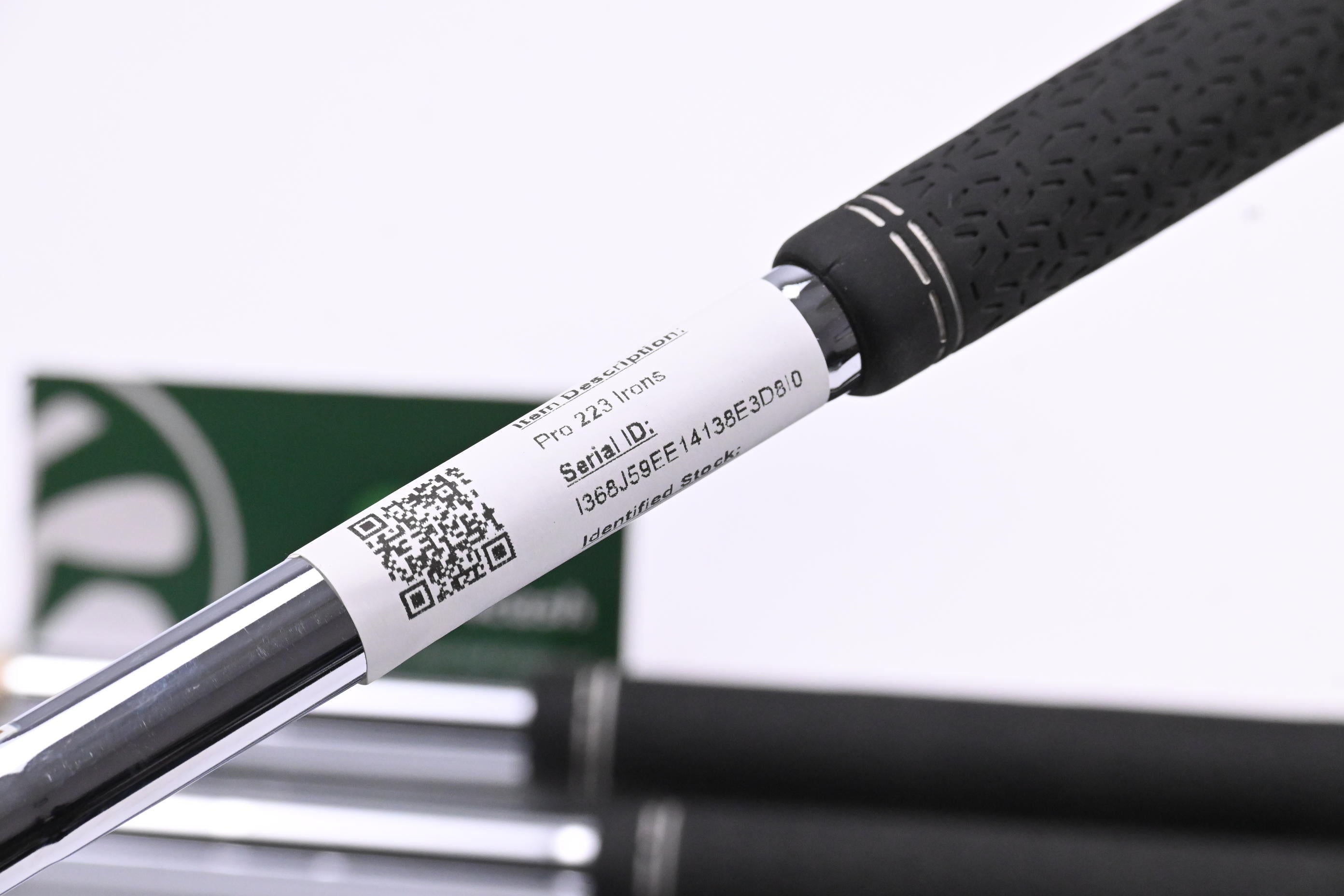 Mizuno Pro 223 Irons / 5-PW / Regular Flex Dynamic Gold 105 R300 Shafts