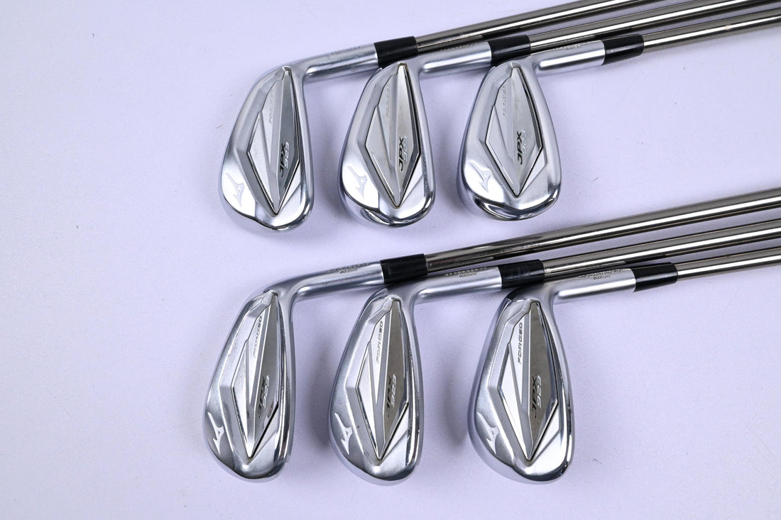 Ladies Mizuno JPX 923 Forged Irons / 6-PW+GW / Ladies Flex Recoil ESX 450 Shafts