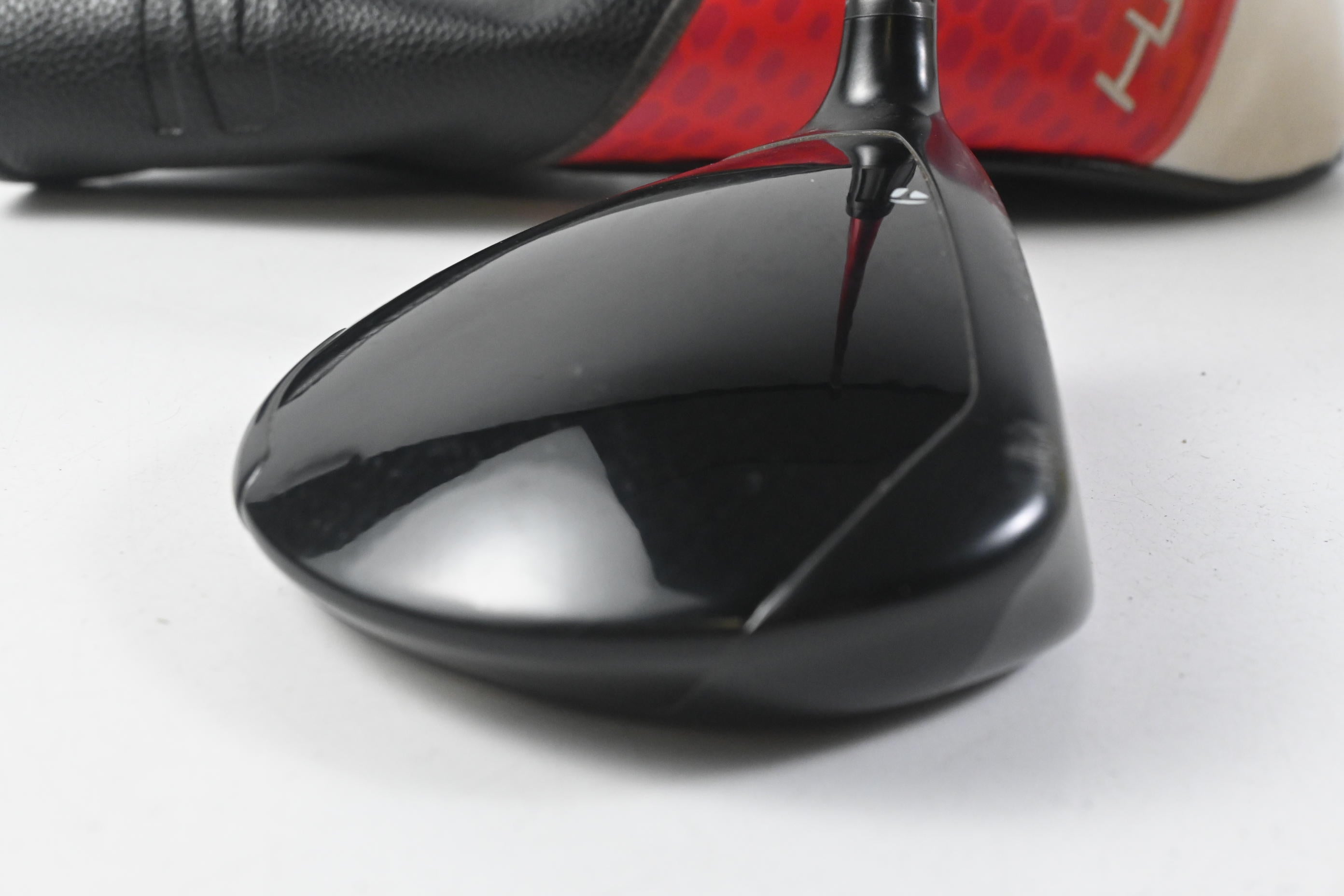 Taylormade Stealth 2 HD #3 Wood / 16 Degree / Regular Flex Fujikura Speeder NX 50