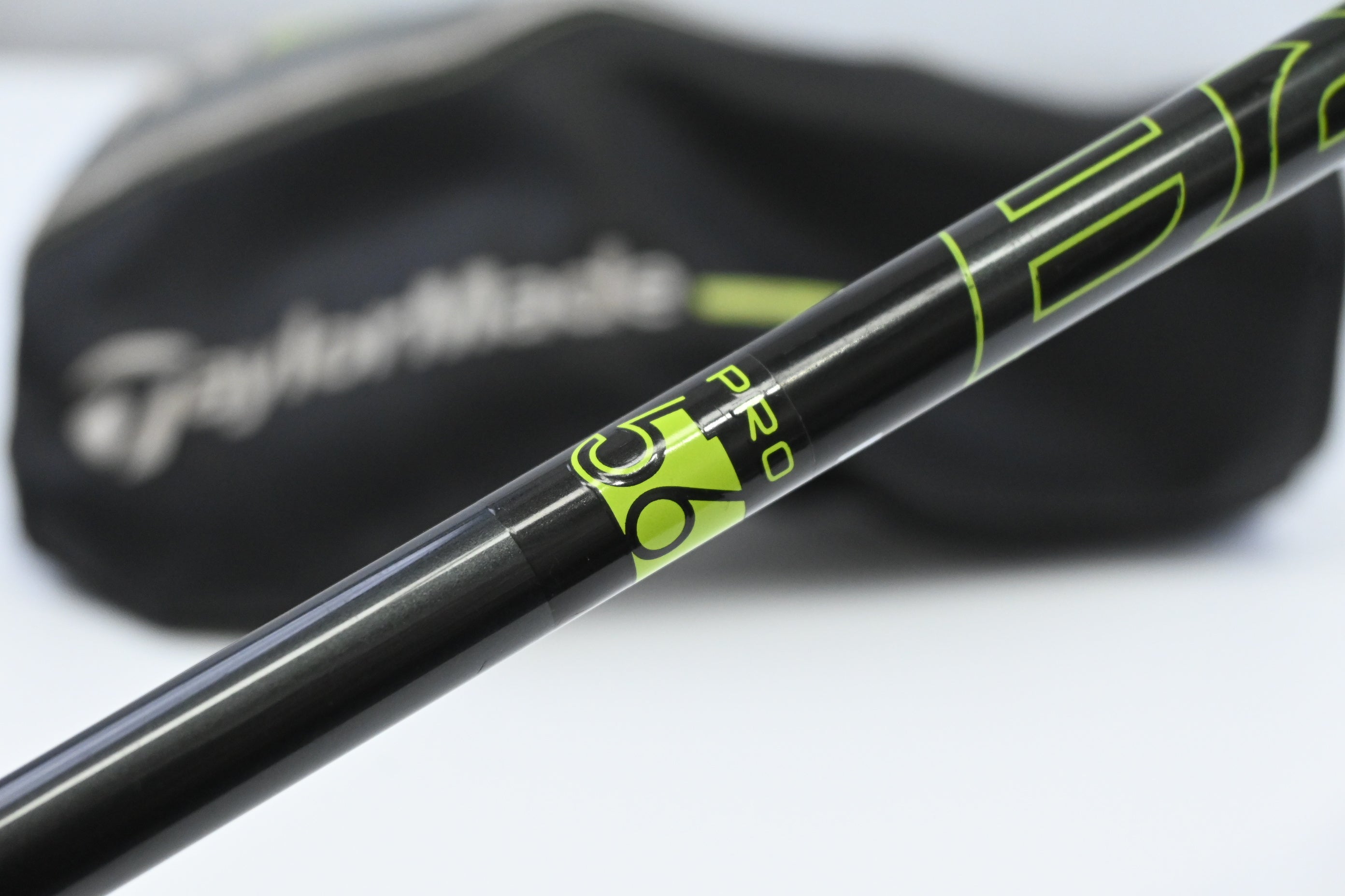 Taylormade M2 2017 Driver / 9.5 Degree / Stiff Flex Fujikrua Pro XLR8 56 Shaft