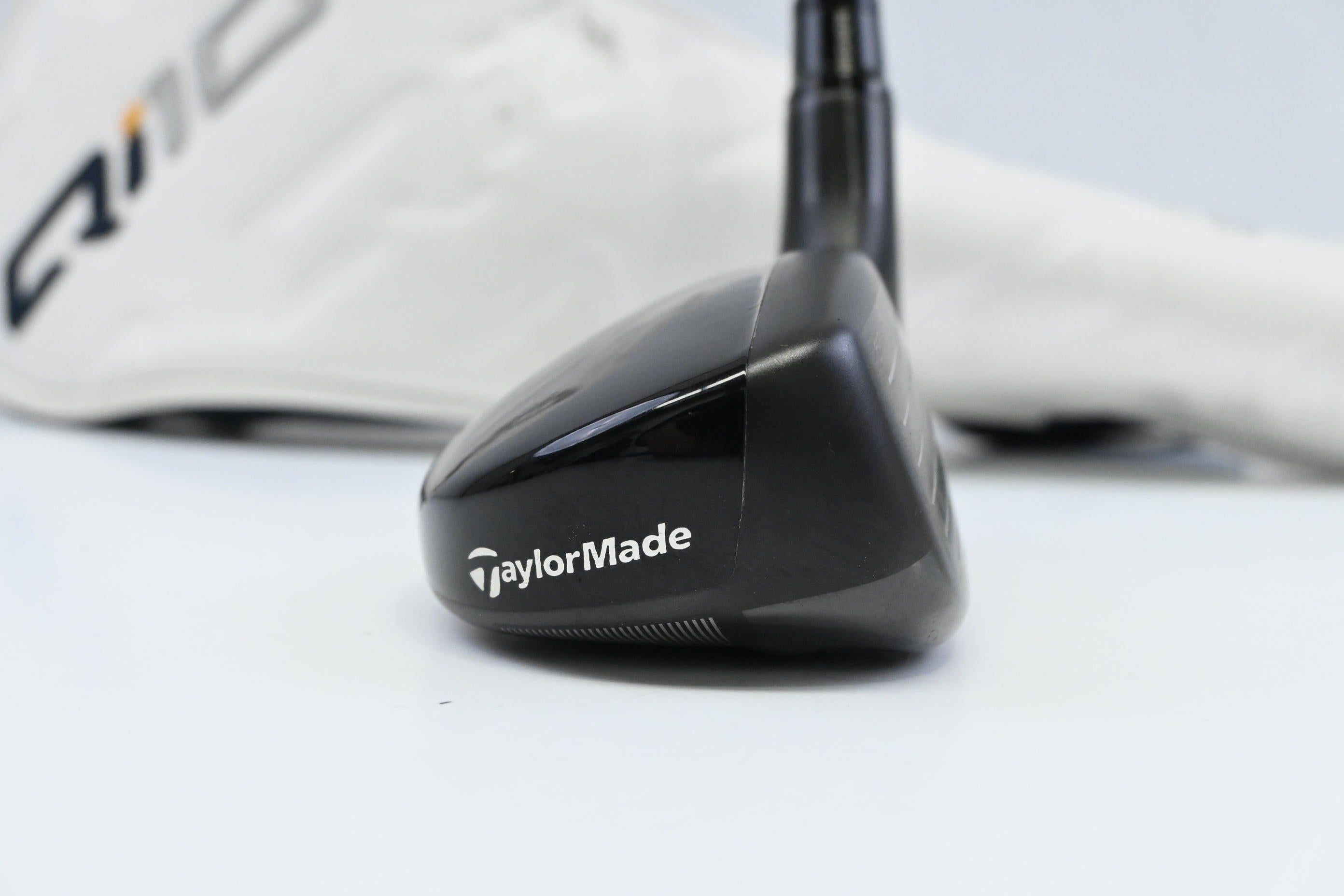 Taylormade Qi10 Tour #3 Hybrid / 19.5 Degree / X-Flex Tensei AV Blue 85 Shaft