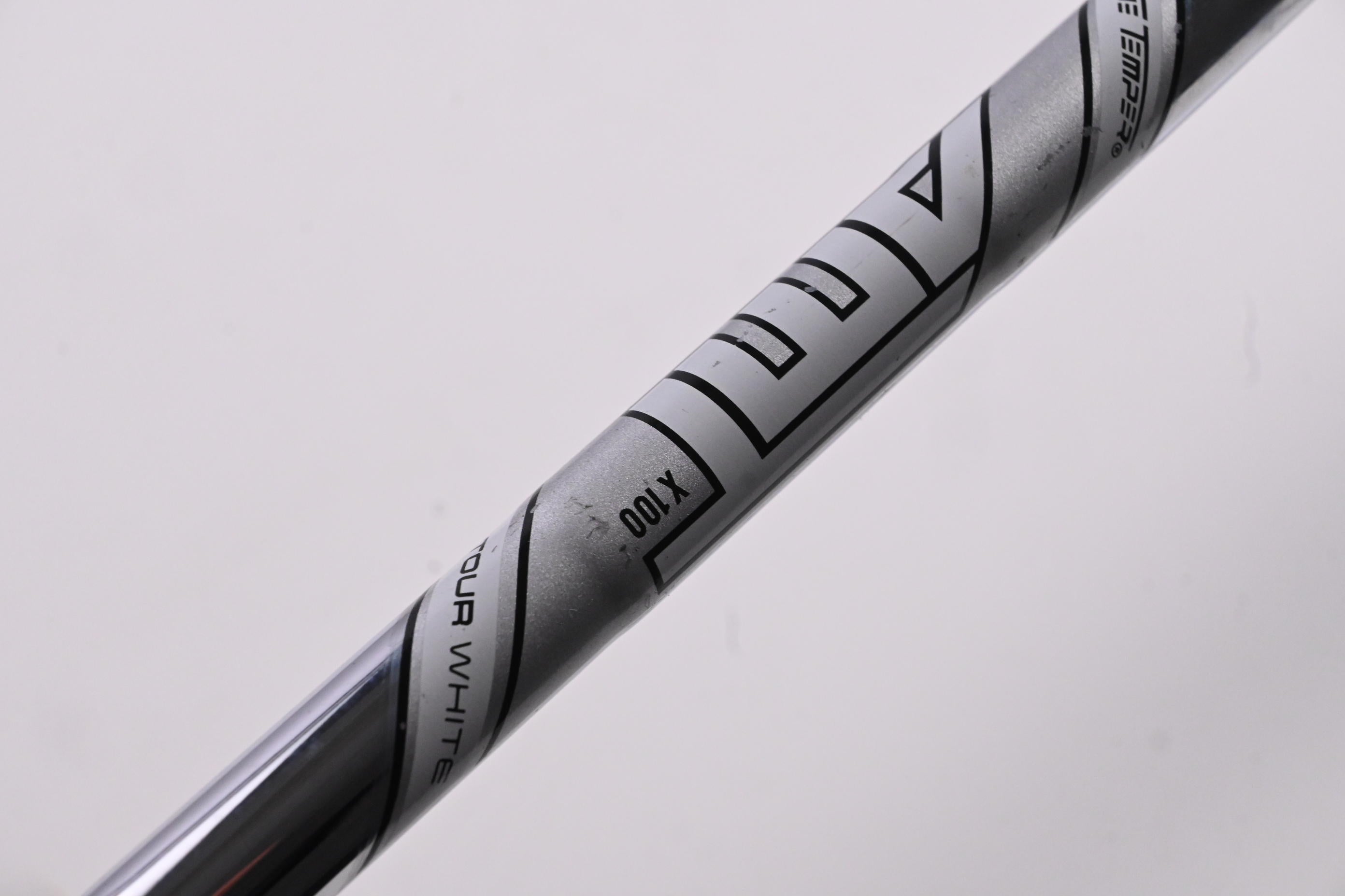 Titleist 718 AP2 #6 Iron / 30 Degree / X-Flex Dynamic Gold X100 Shaft