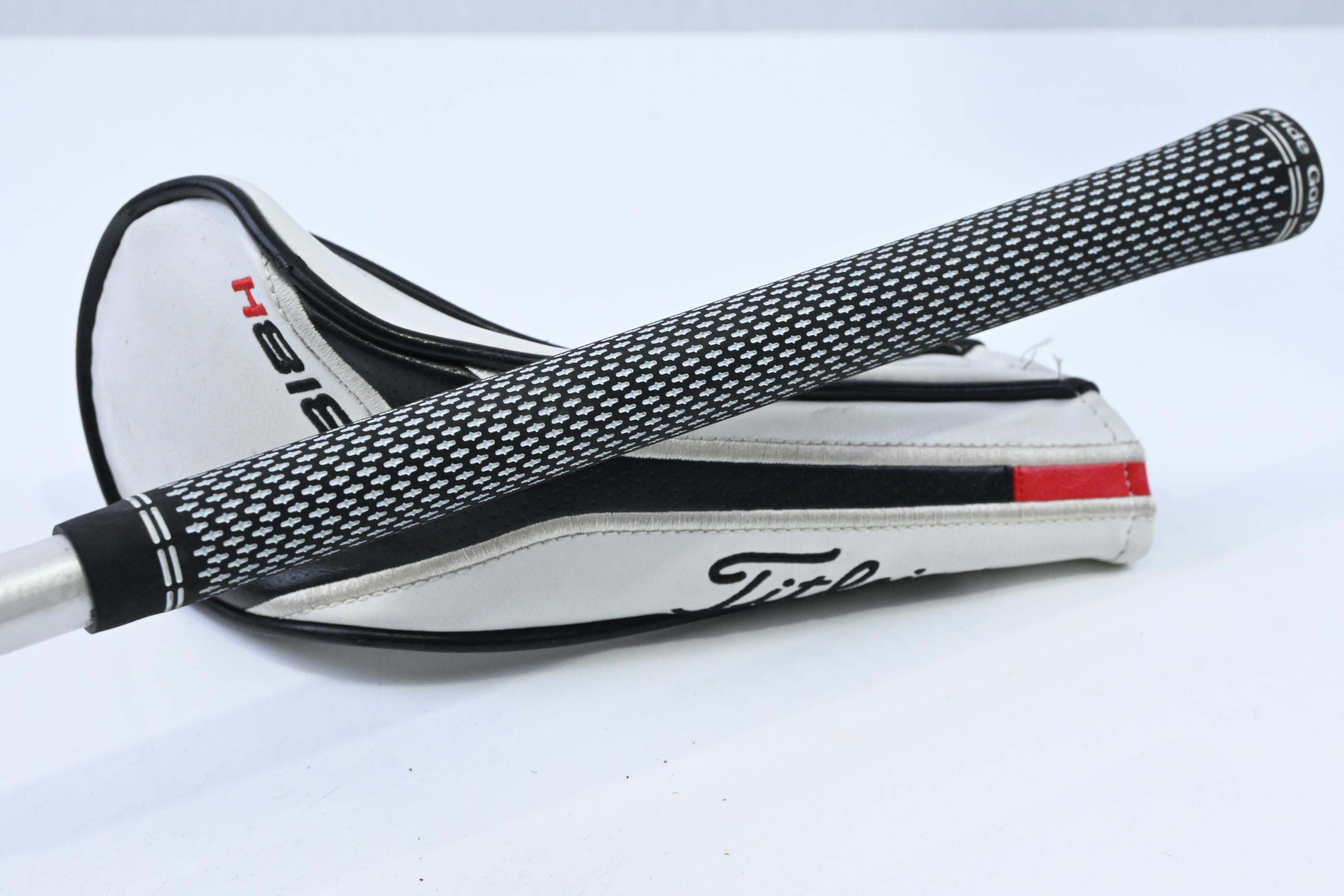 Titleist 818 H2 #3 Hybrid / 19 Degree / X-Flex Graphite Design Tour AD DI-85