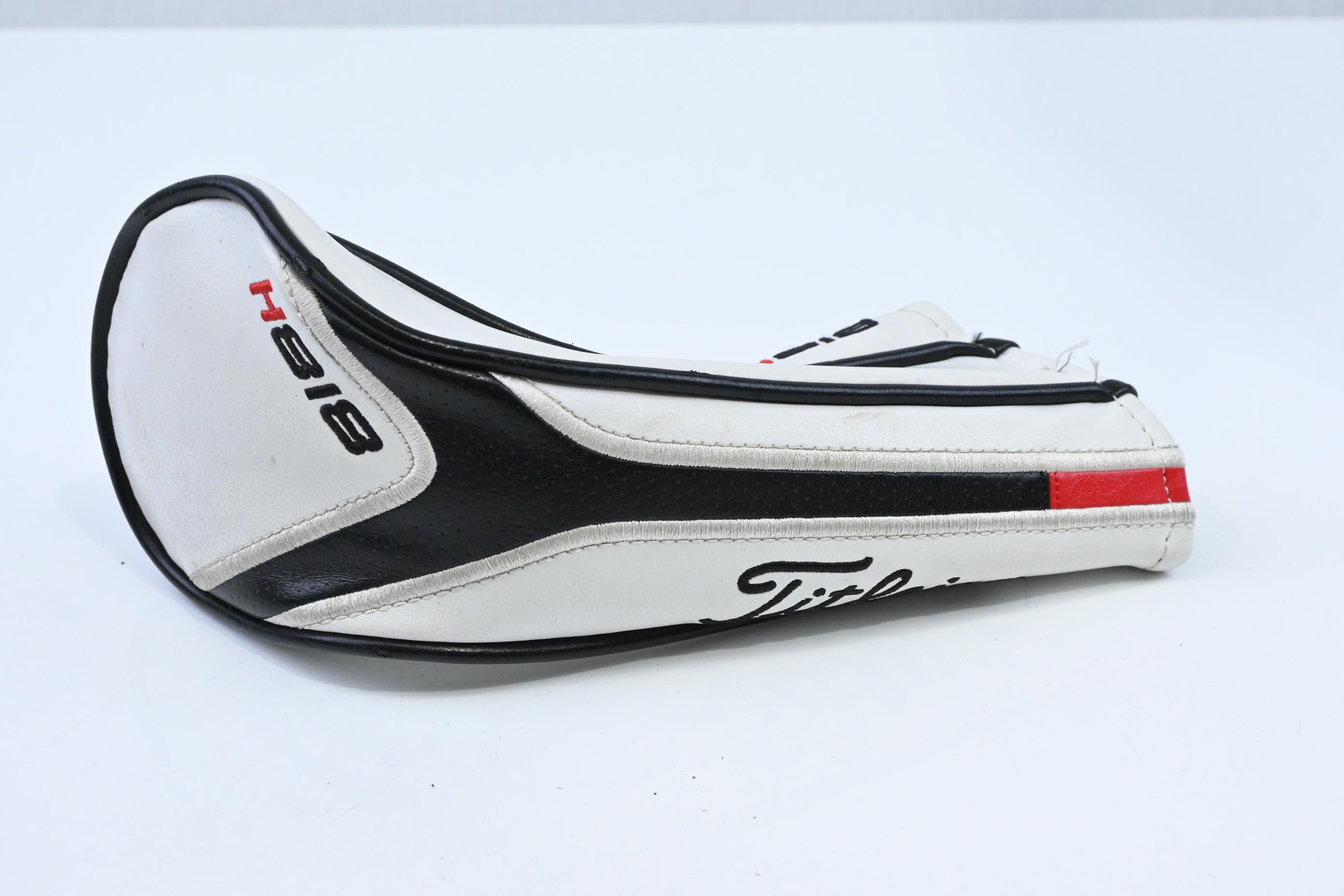 Titleist 818 H2 #3 Hybrid / 19 Degree / X-Flex Graphite Design Tour AD DI-85