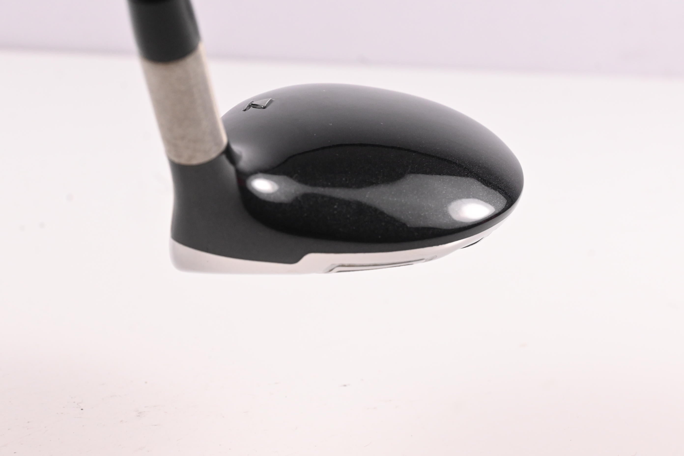 Titleist 909 F2 #3 Wood / 15.5 Degree / Regular Flex Diamana Blue 75 Shaft