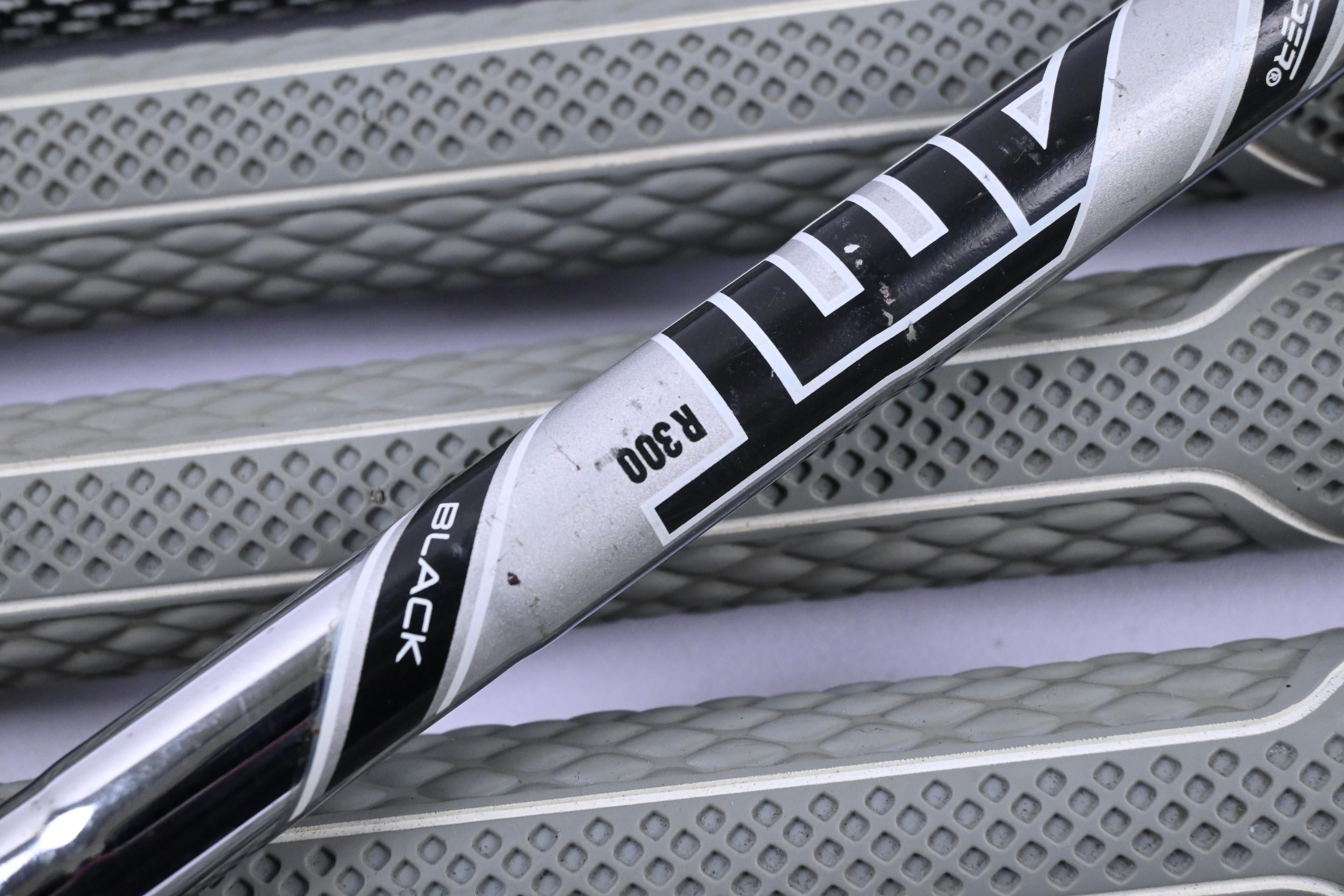 Titleist T300 2021 Irons / 5-PW / Regular Flex AMT Black R300 Shafts