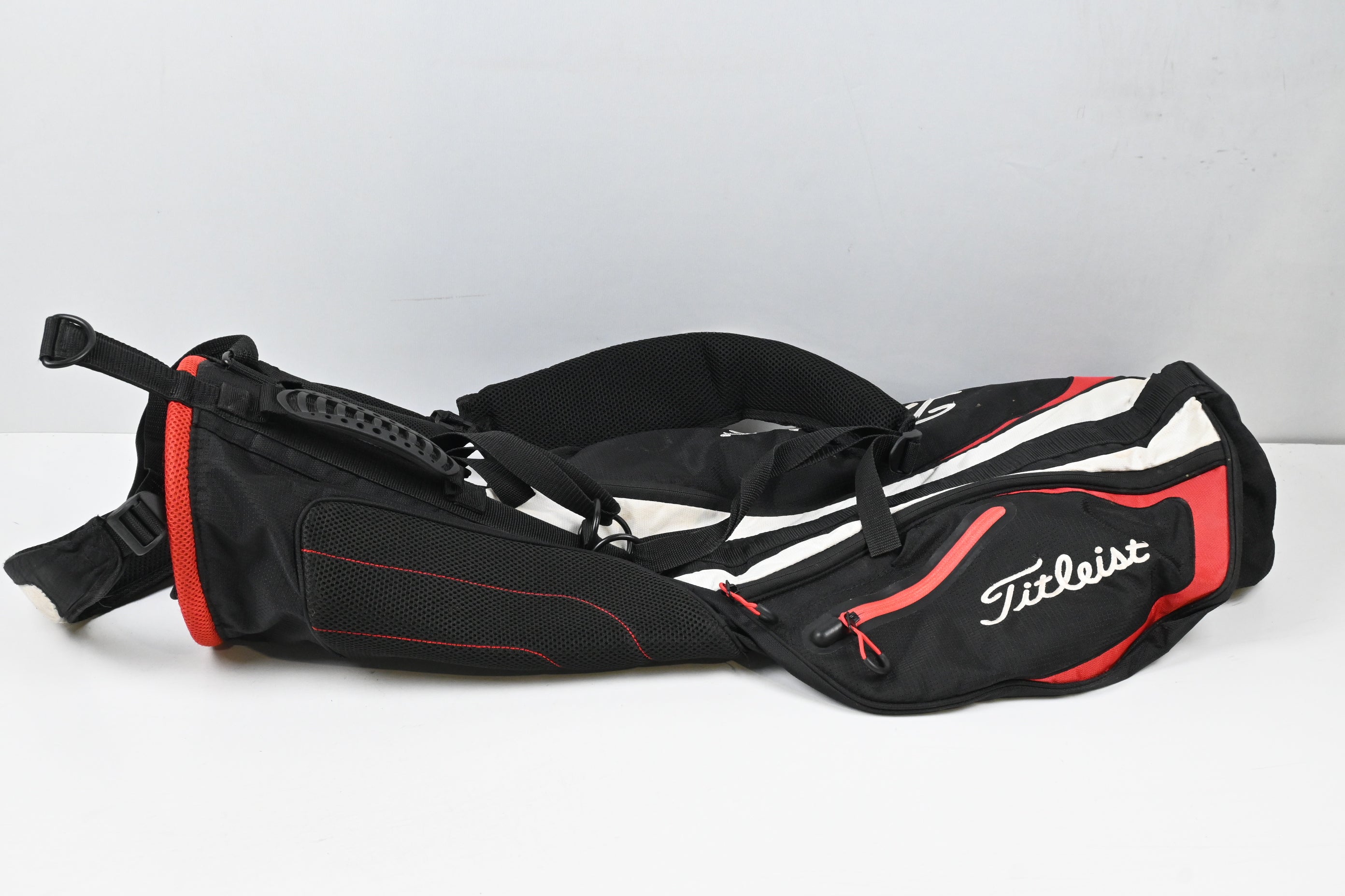 Titleist Pencil Bag / 2-Way Divider / Black, White, Red