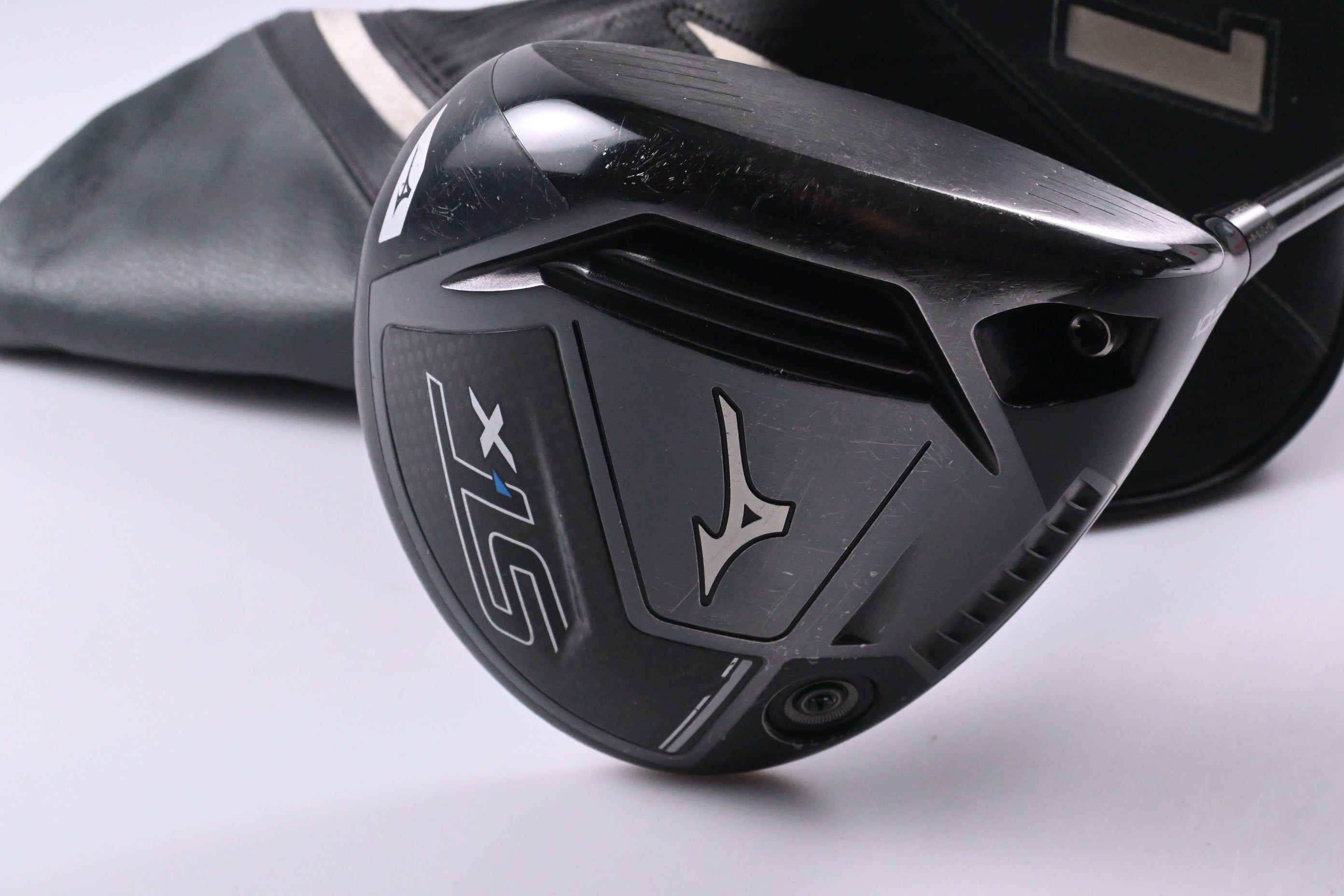 Mizuno ST-X Driver / 10.5 Degree / Regular Flex Diamana M+ 60 Red Shaft