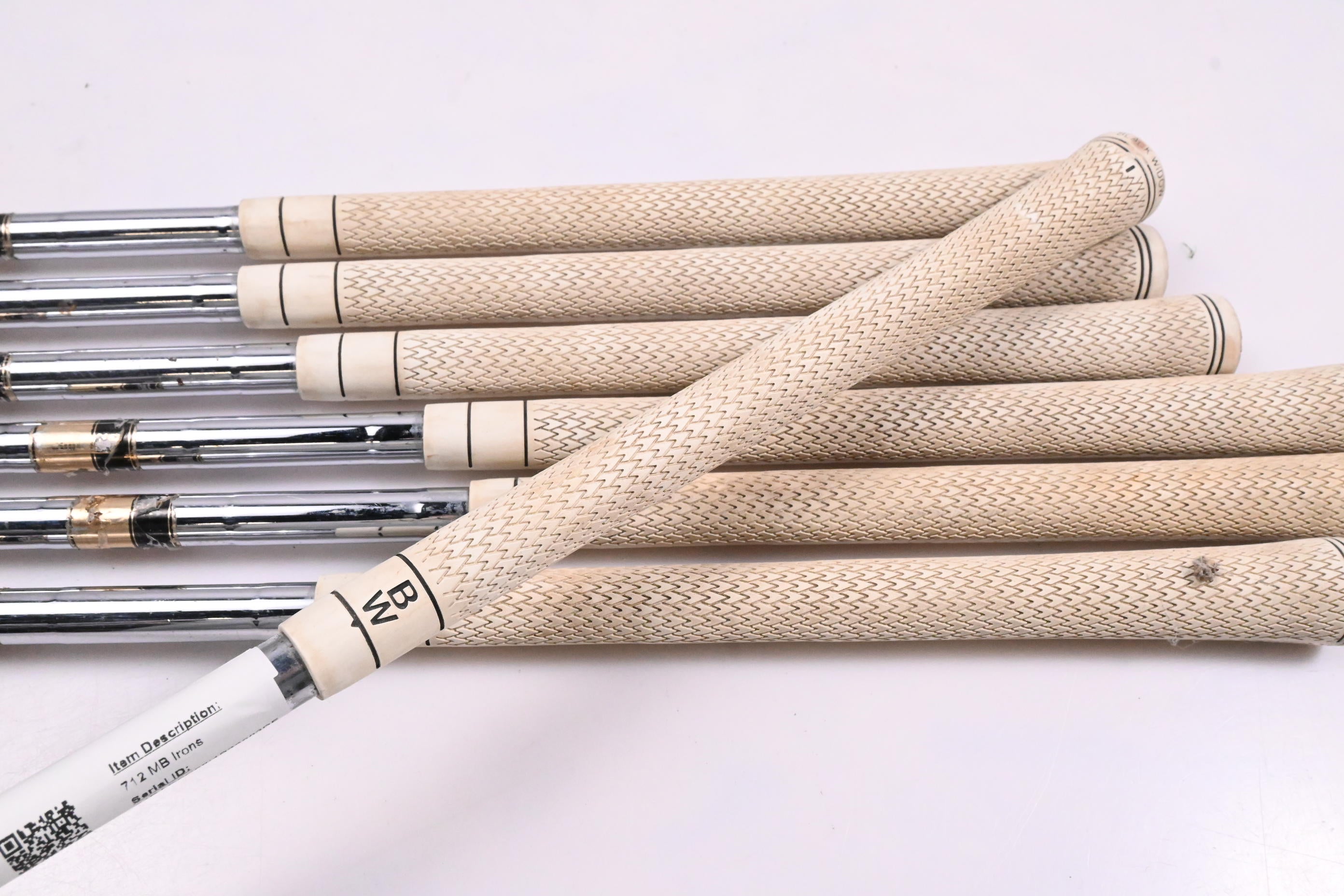 Titleist 712 MB Irons / 4-PW / Stiff Flex Dynamic Gold S300 Shafts