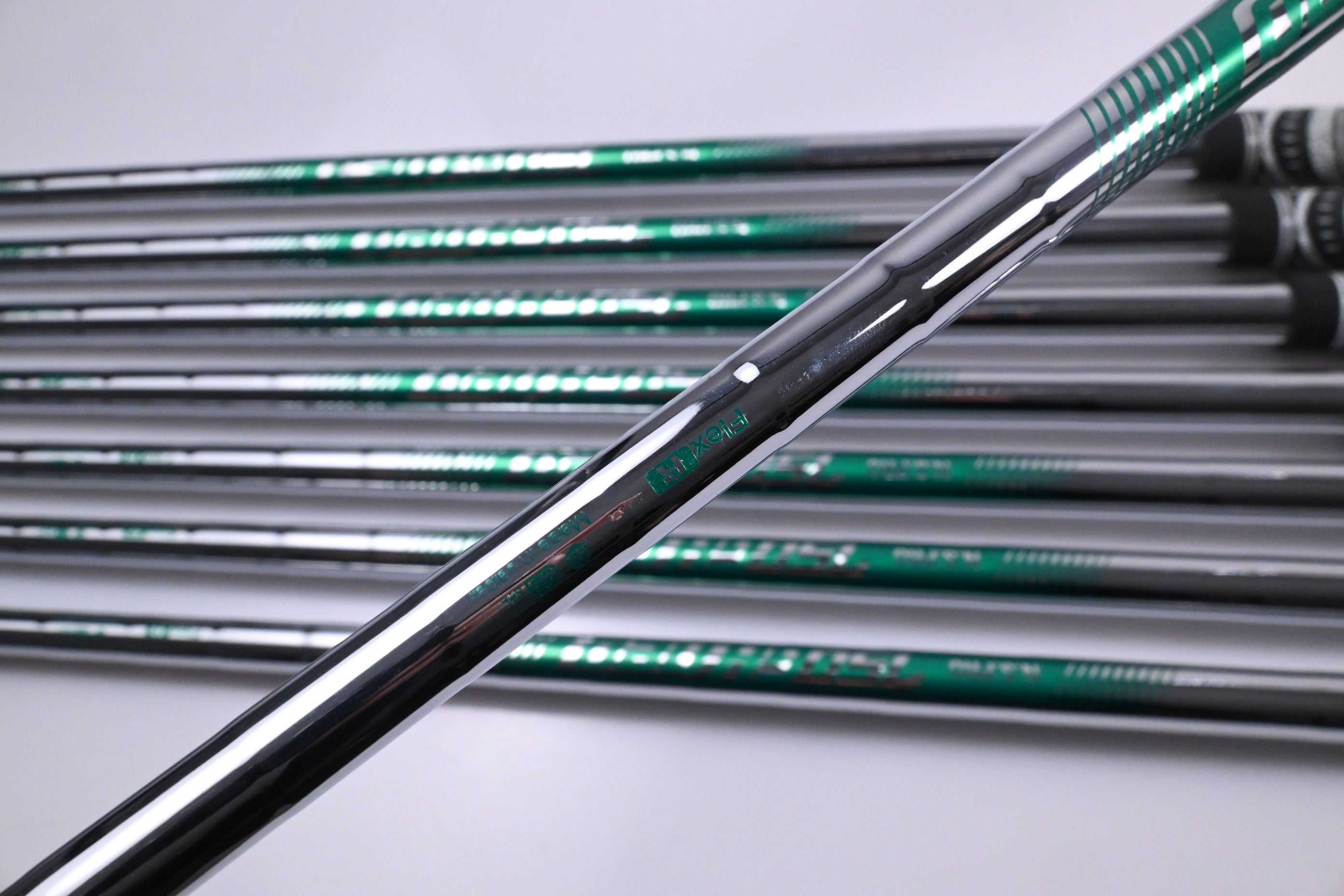 Titleist MB 620 Irons / 3-PW / Regular Flex NS Pro 750 GH NEO Shafts
