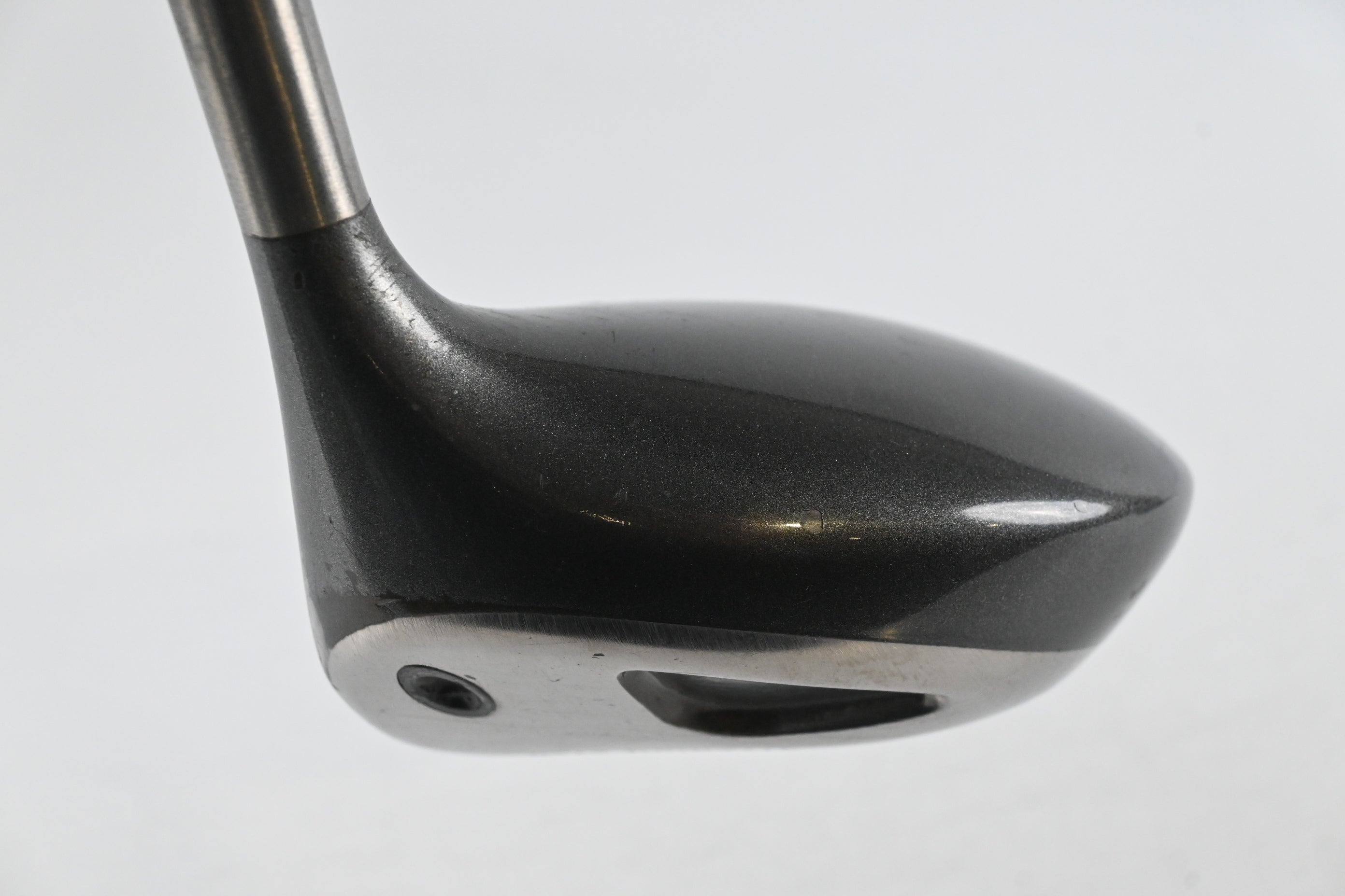 Titleist 975 D Driver / 9.5 Degree / Stiff Flex EI-70 Shaft