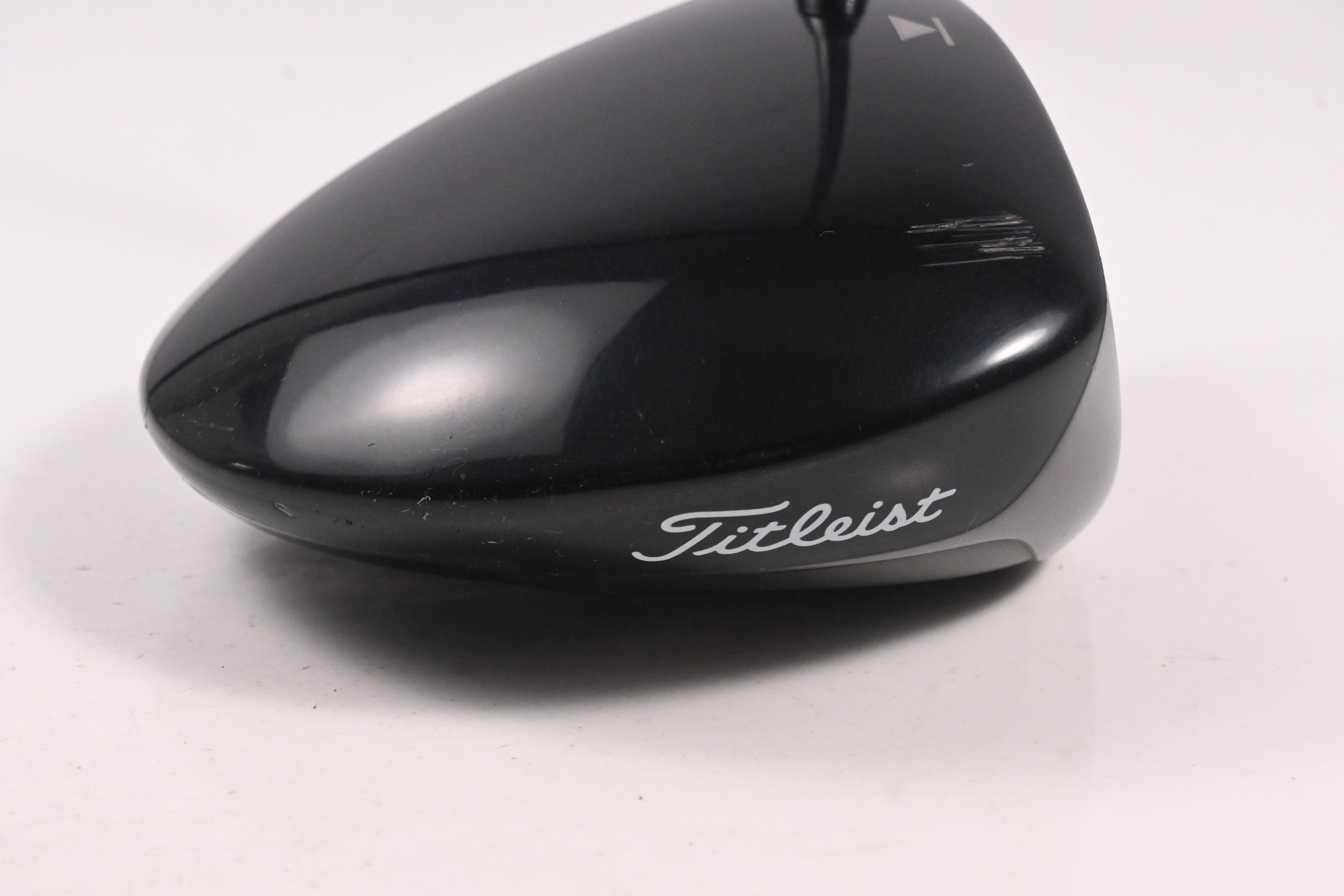 Titleist 910 D2 Driver / 9.5 Degree / Stiff Flex Aldila RIP Alpha 60 Shaft