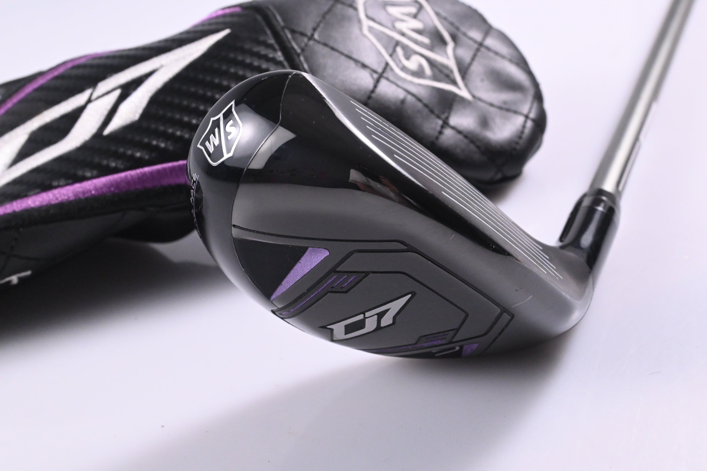 Ladies Wilson Staff D7 #5 Hybrid / 25 Degree / Ladies Flex UST Mamiya Recoil 450