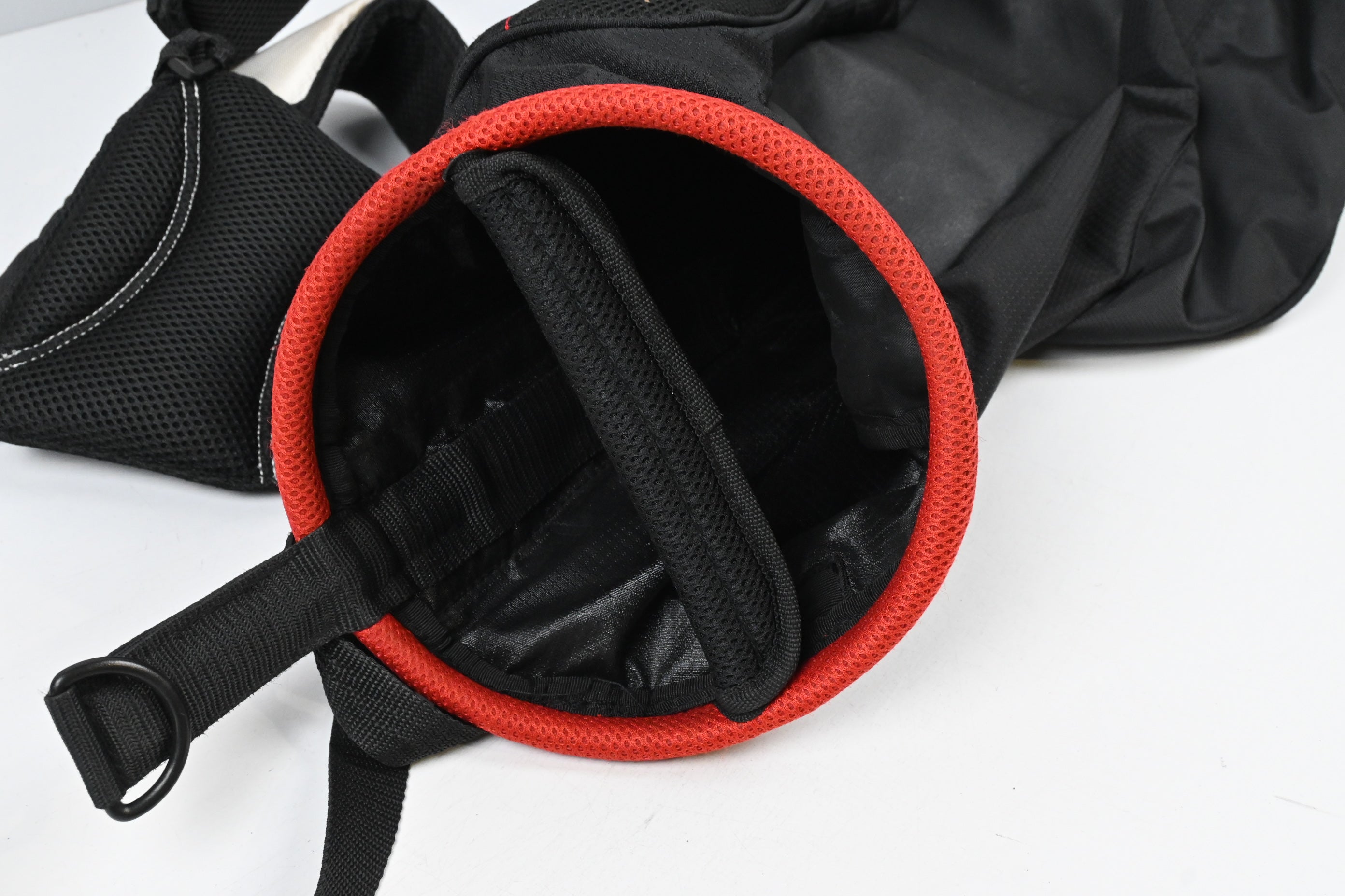 Titleist Pencil Bag / 2-Way Divider / Black, White, Red
