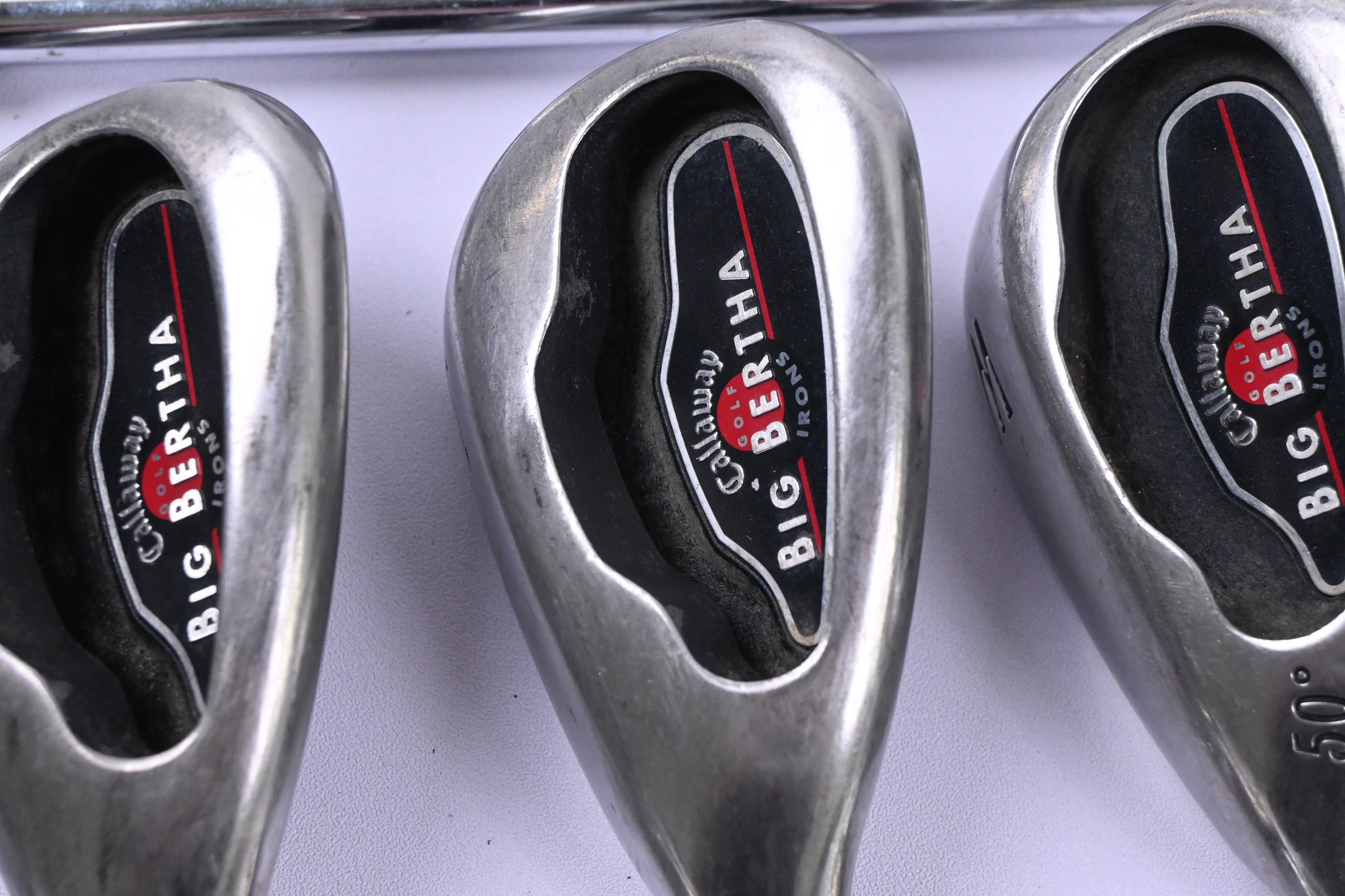 Left Hand Callaway Big Bertha 2004 Irons / 4-PW+GW+SW / Uniflex Callaway Shafts