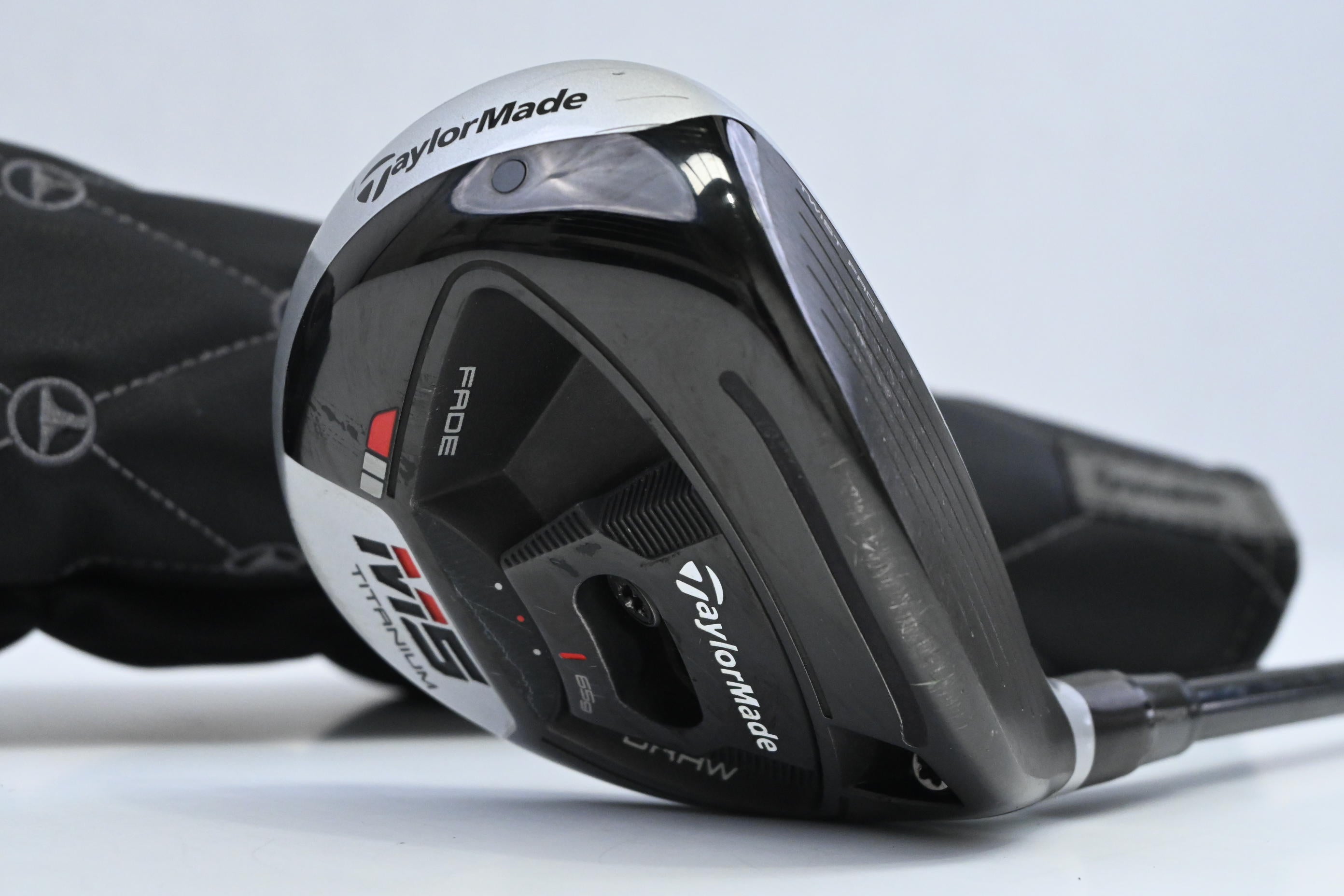Taylormade M5 #5 Wood / 19 Degree / Stiff Flex HZRDUS Smoke Red RDX 75 Shaft