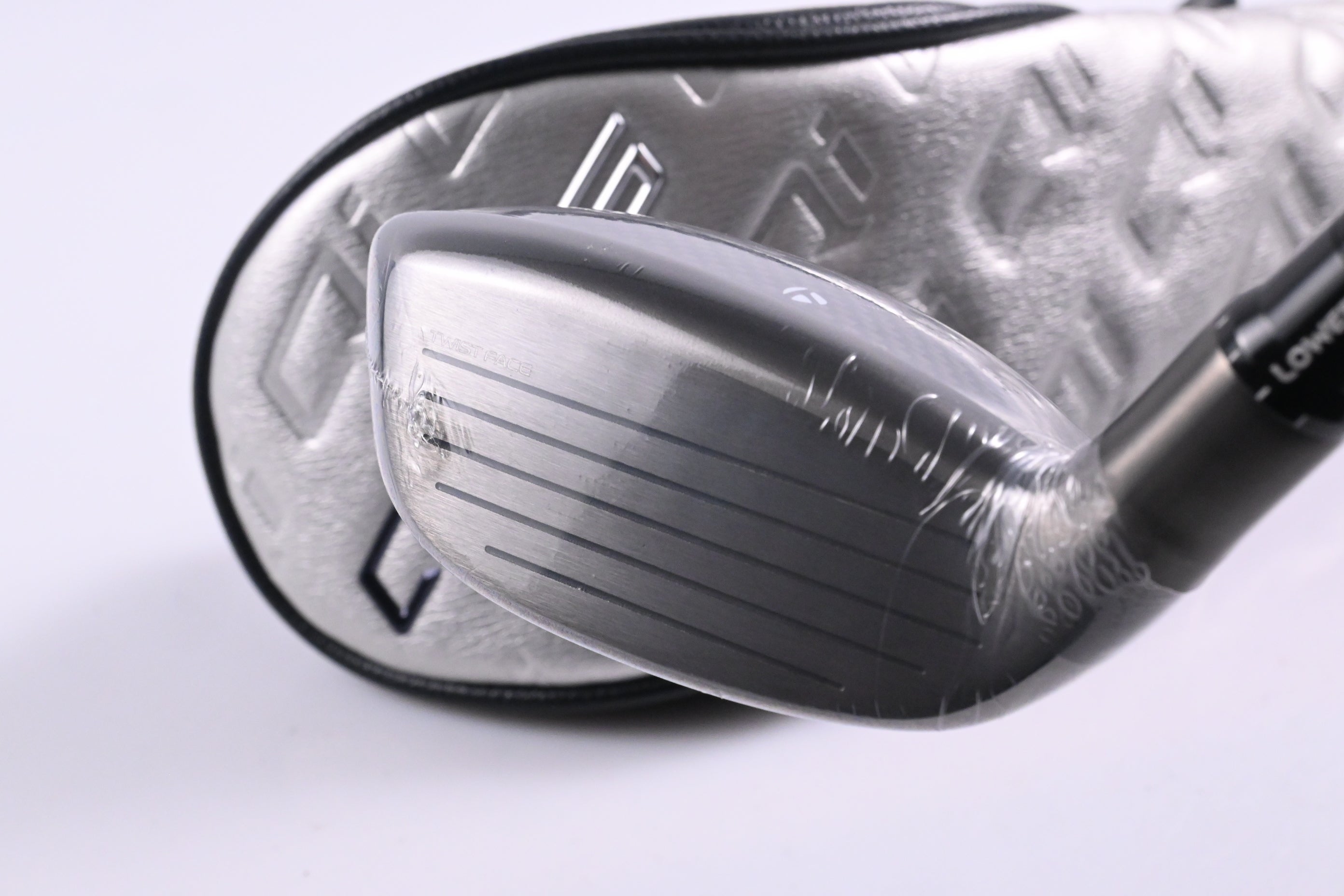 Taylormade Qi35 #4 Hybrid / 22 Degree / Regular Flex Ventus Blue 6 Shaft