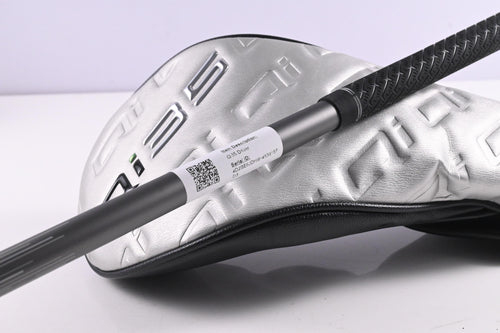 Taylormade Qi35 Driver / 9 Degree / Regular Flex Reax Blue 40 Shaft