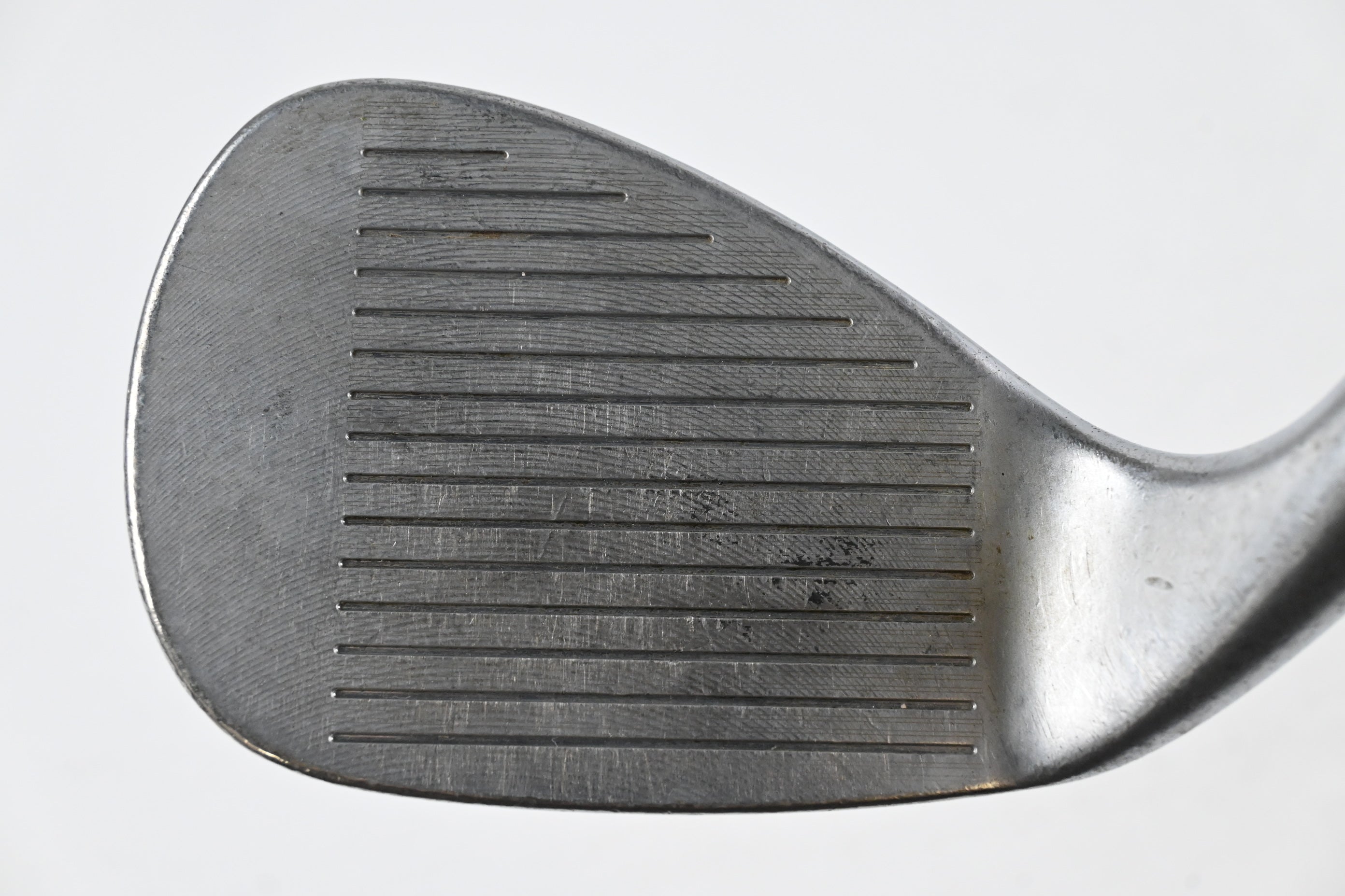 Cleveland 588 RTX Gap Wedge / 50 Degree / Wedge Flex Dynamic Gold Shaft