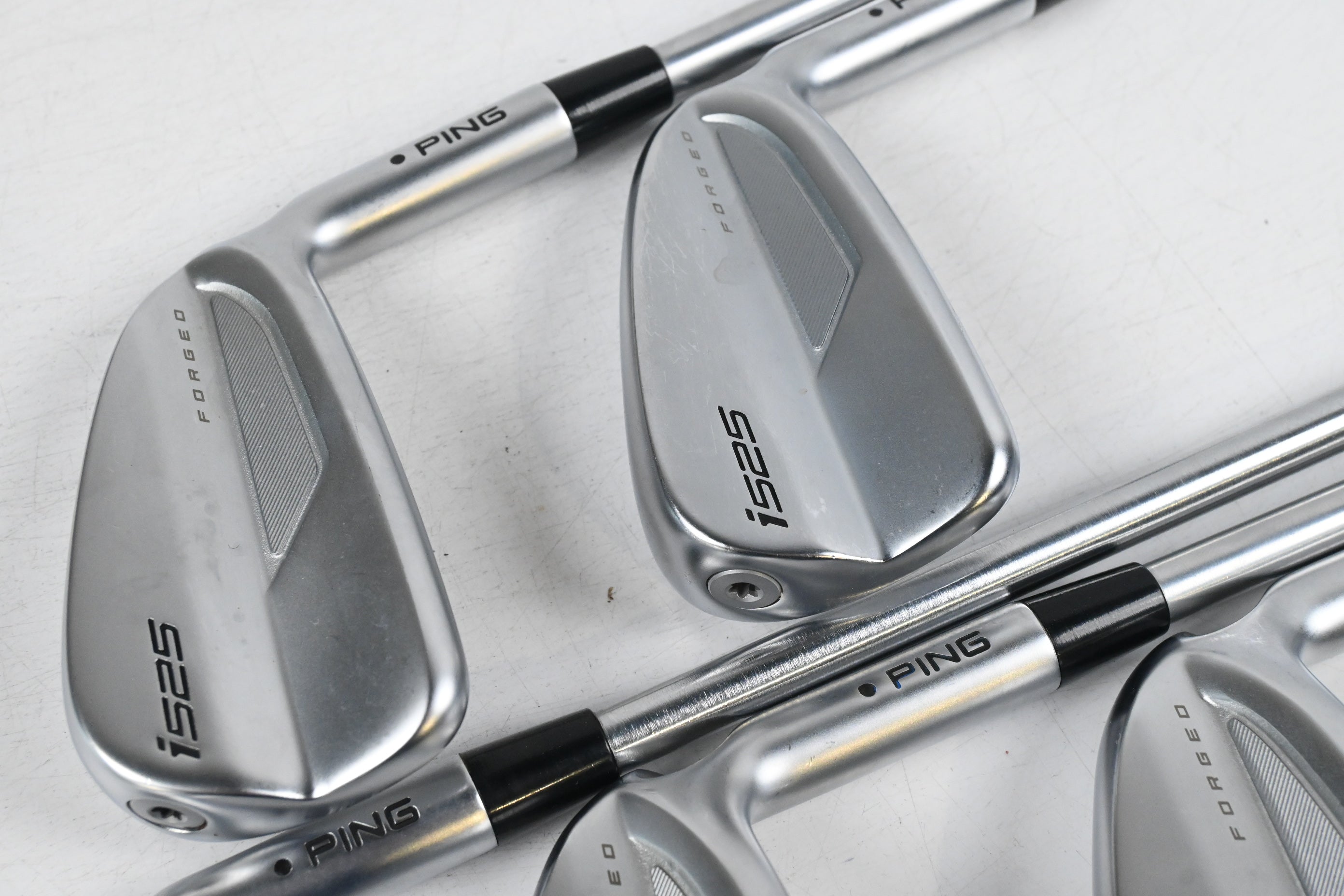 Ping i525 Irons / 6-PW / Black Dot / Regular+ Flex Project X IO 105 Shafts