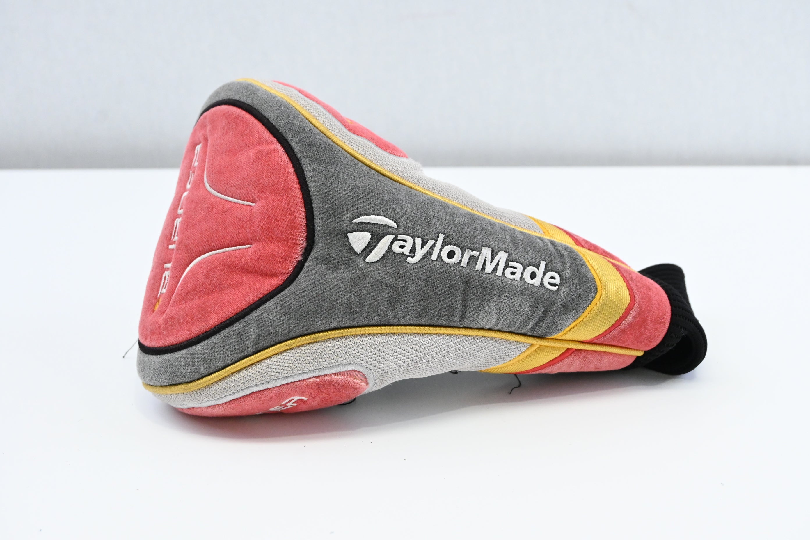 Taylormade Burner 2008 Driver / 10.5 Degree / Regular Flex Taylormade Reax 49