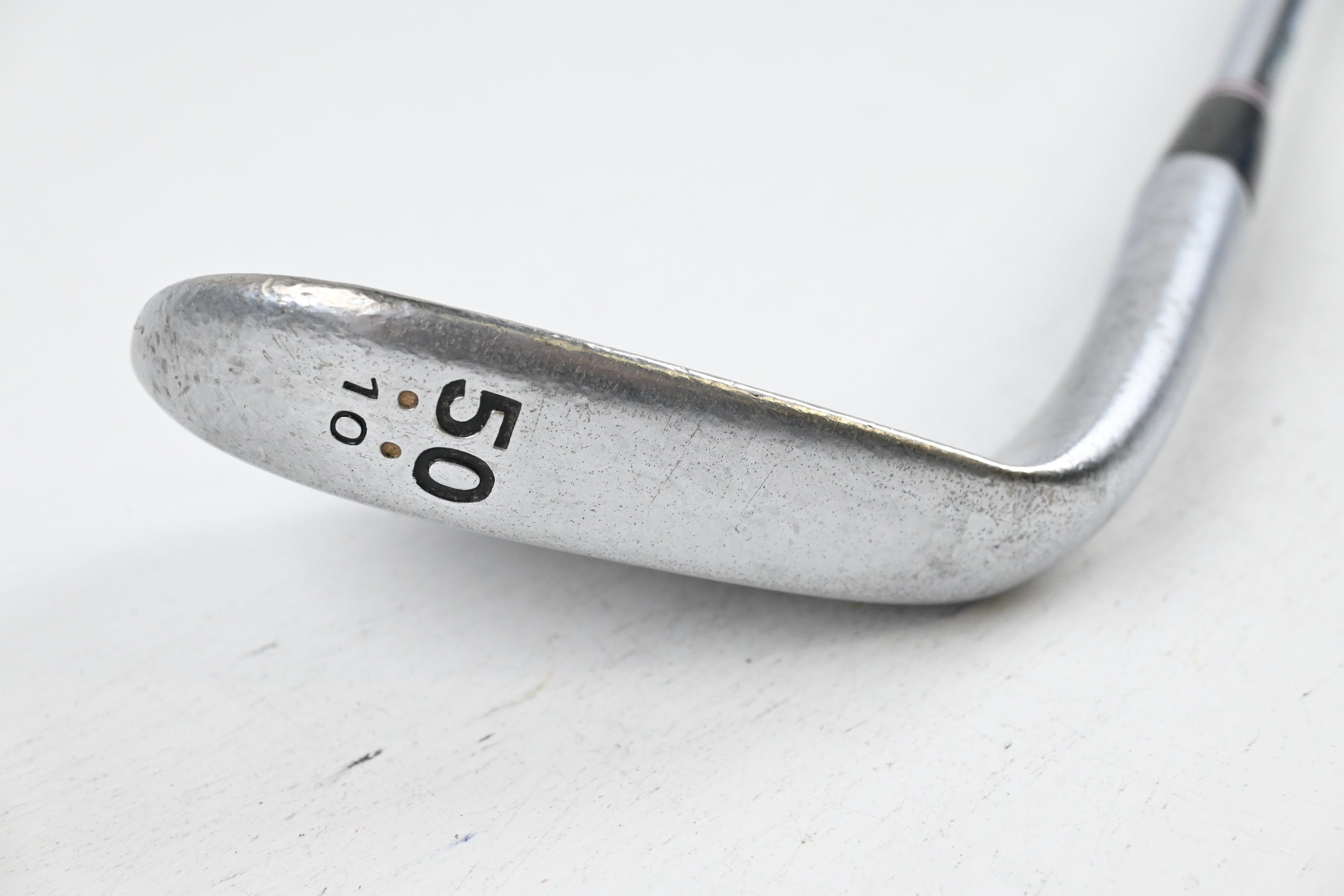 Cleveland 588 RTX Gap Wedge / 50 Degree / Wedge Flex Dynamic Gold Shaft