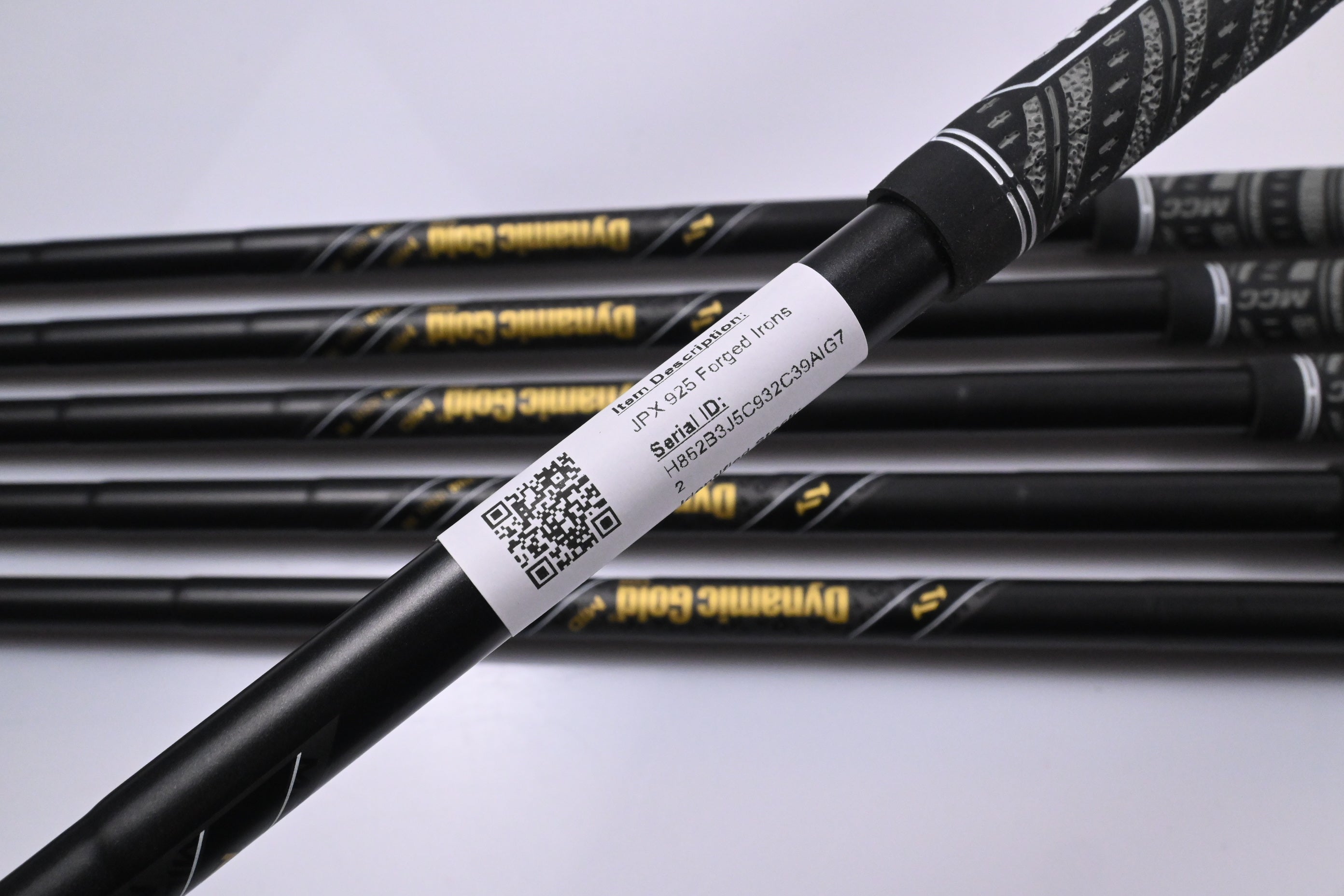 Mizuno JPX 925 Forged Irons / 5-PW / Stiff Flex Dynamic Gold Mid 115 S400 Shafts