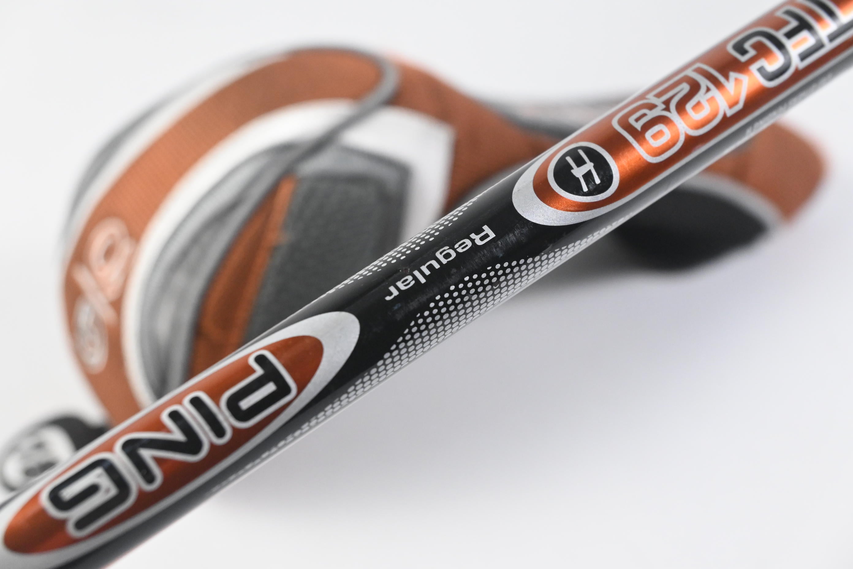 Ping G10 #2 Hybrid / 18 Degree / Regular Flex Ping TFC 129 H Shaft