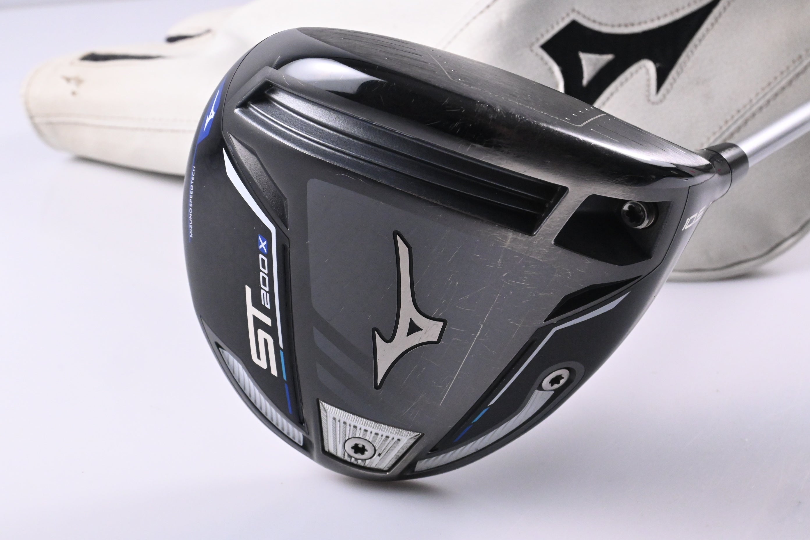 Mizuno ST200X Driver / 10.5 Degree / Regular Flex MFusion D39 Shaft