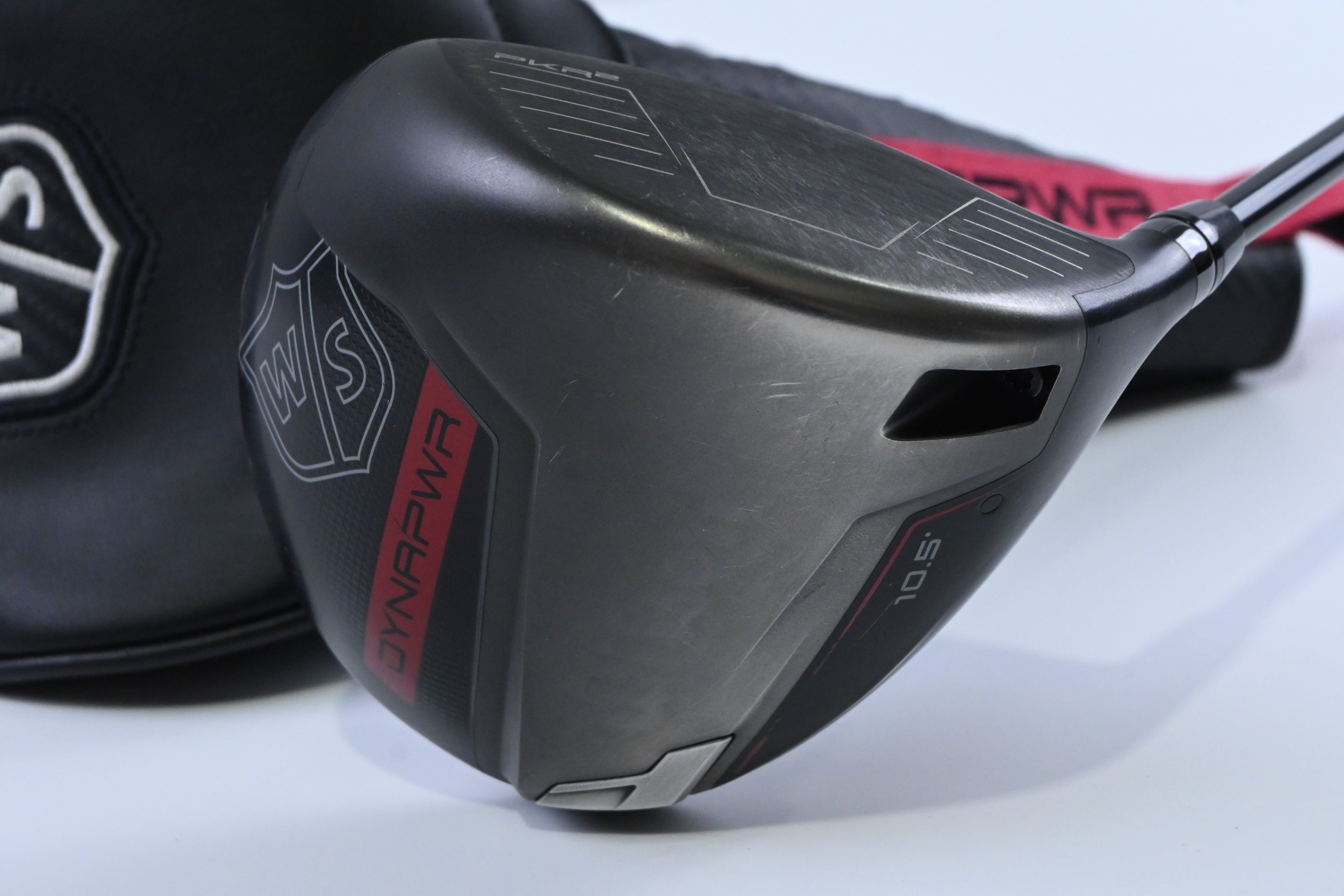 Wilson Dynapower Carbon 2023 Driver / 10.5 Degree / Regular Flex HZRDUS Smoke 50