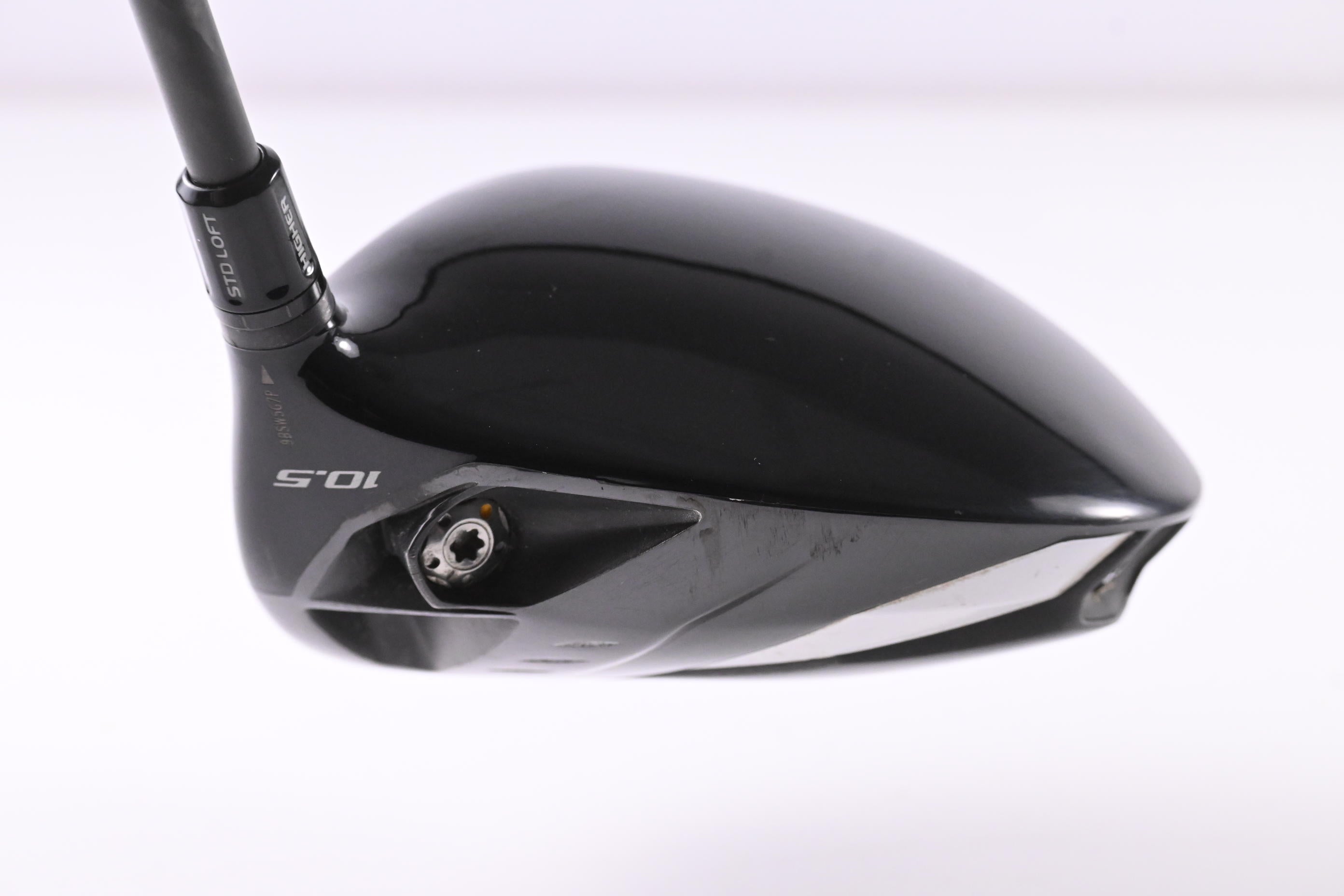 Taylormade R9 Supertri Driver / 10.5 Degree / Stiff Flex Aldila RIP NV Green 65