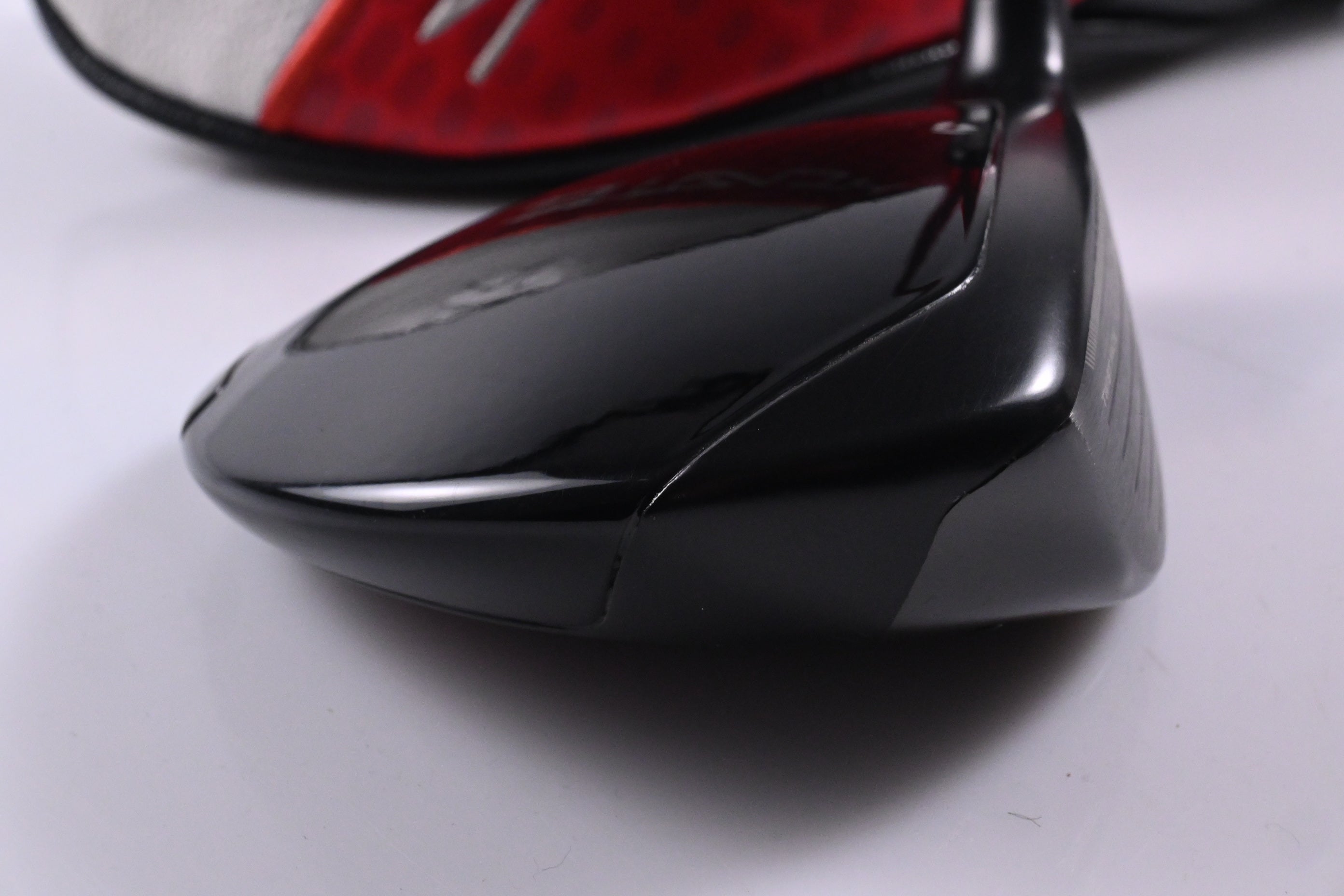 Taylormade Stealth 2 HD #3 Wood / 16 Degree / Regular Flex Speeder NX 50 Shaft