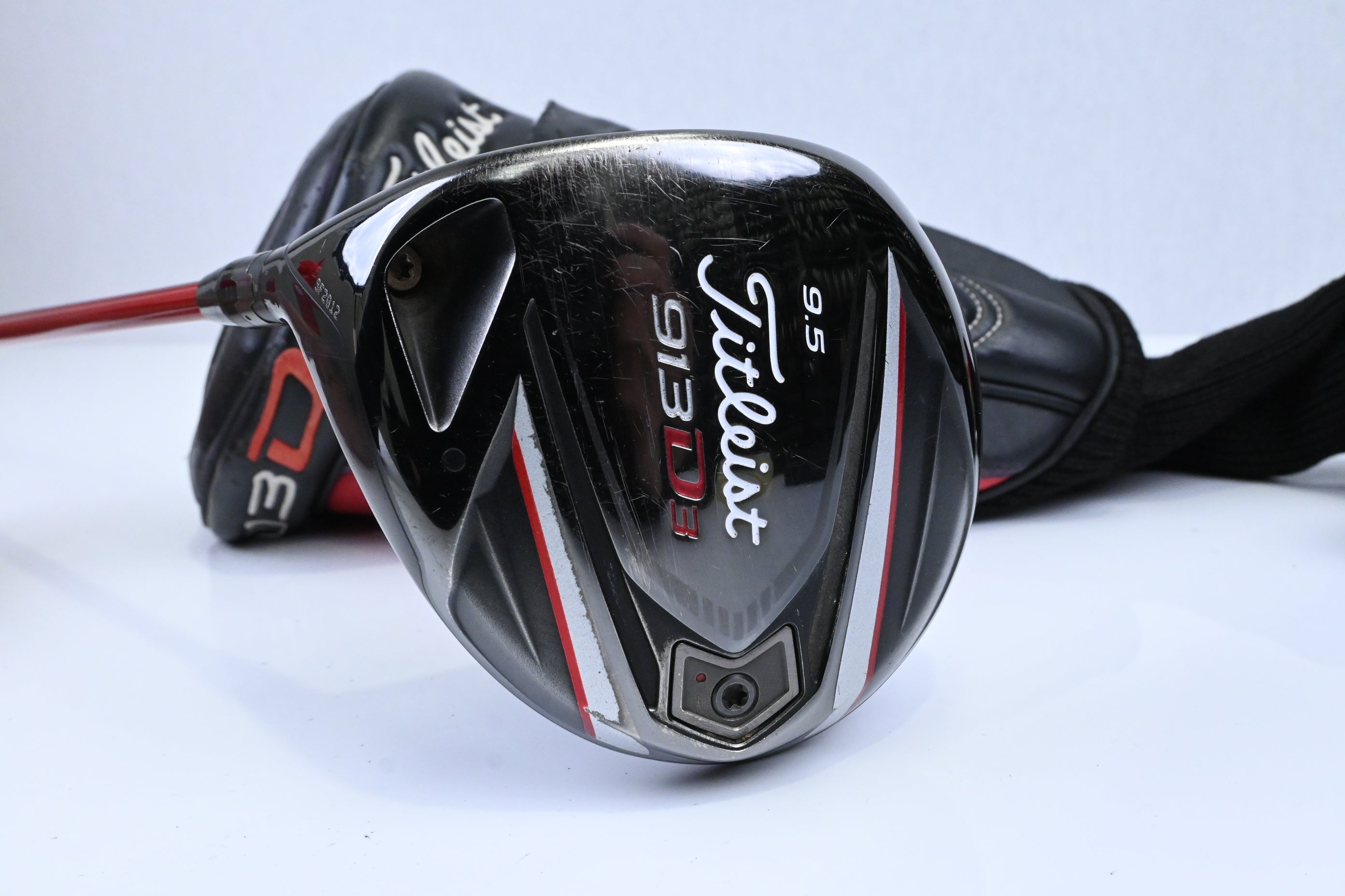 Left Hand Titleist 913 D3 Driver / 9.5 Degree / Regular Flex Bassara 50 Shaft